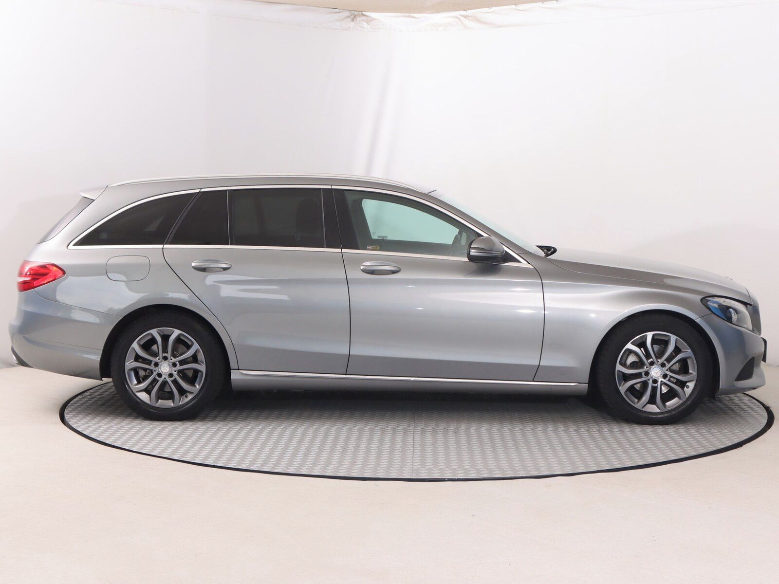Mercedes-Benz Třídy C, 200 d, Automat, Serv.kniha - fotka 6