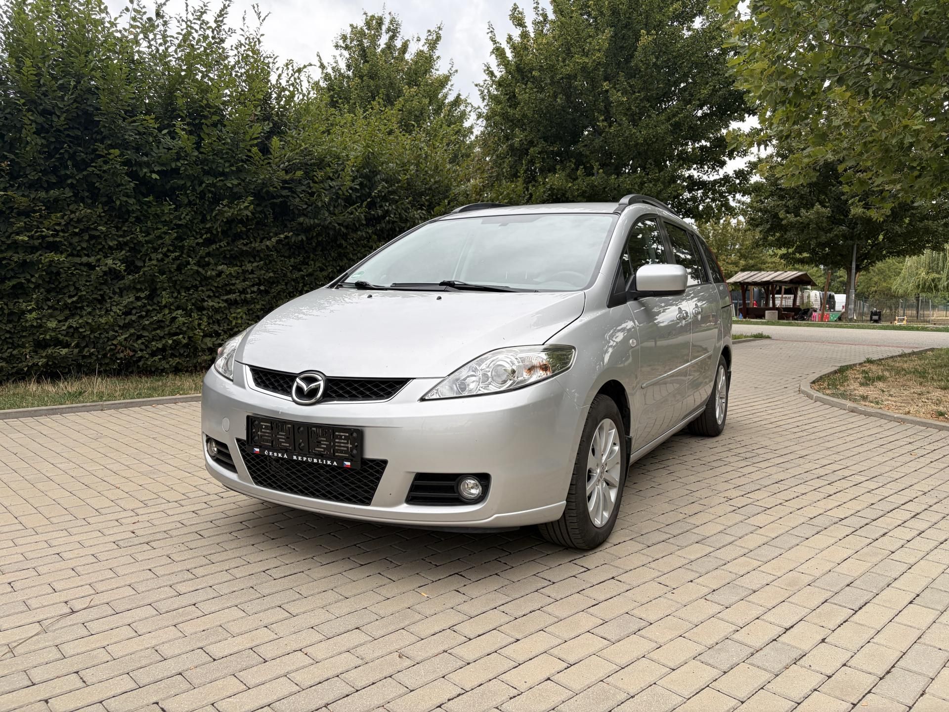 Mazda 5, 1.8 Exclusive - fotka 2