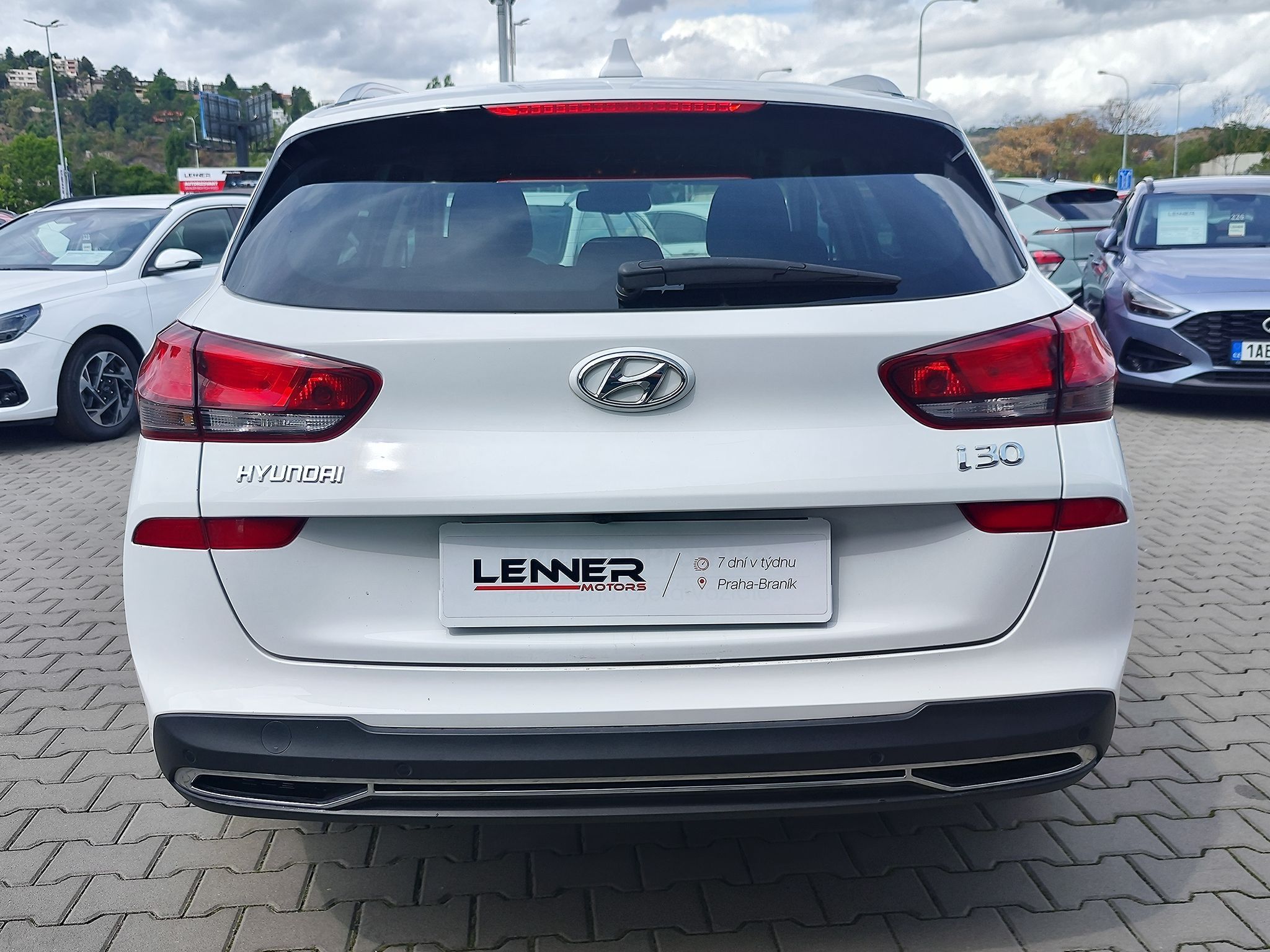 Hyundai i30, 1.0 T-GDI/88kW Smart DCT - fotka 6