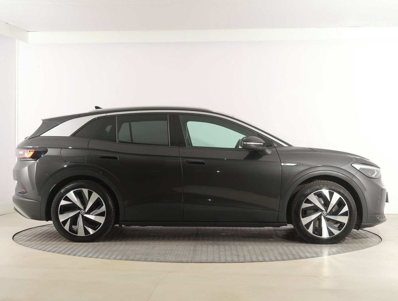 Volkswagen ID.4, 1st (82 kWh), SoH 93% - fotka 6