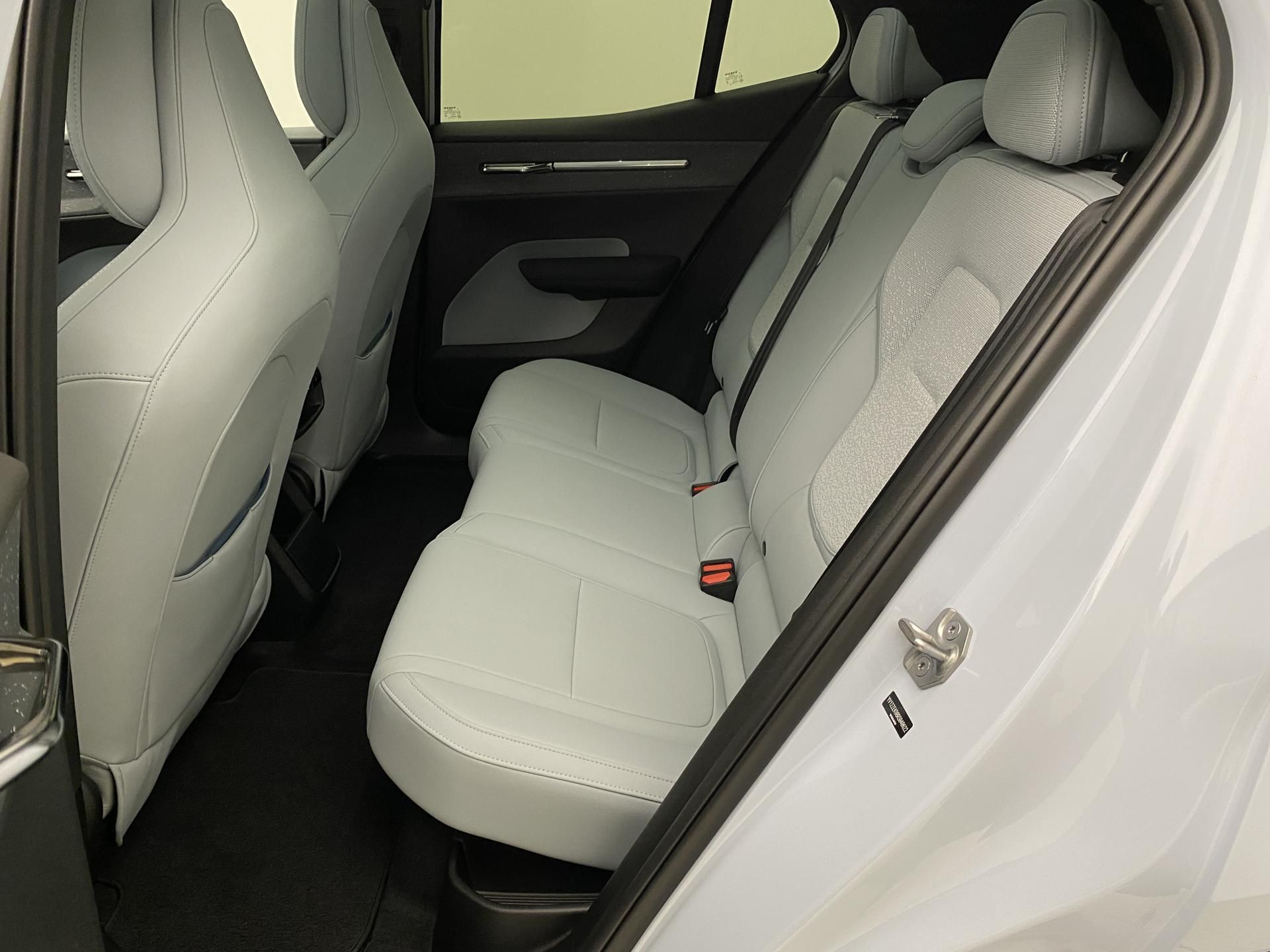 Volvo EX30, Twin AWD Ultra - fotka 5