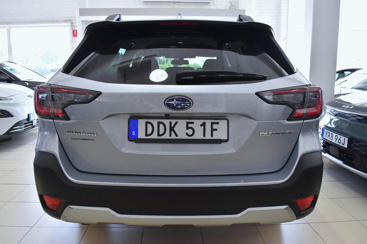 Subaru Outback, 2.5i 4WD Active - fotka 4