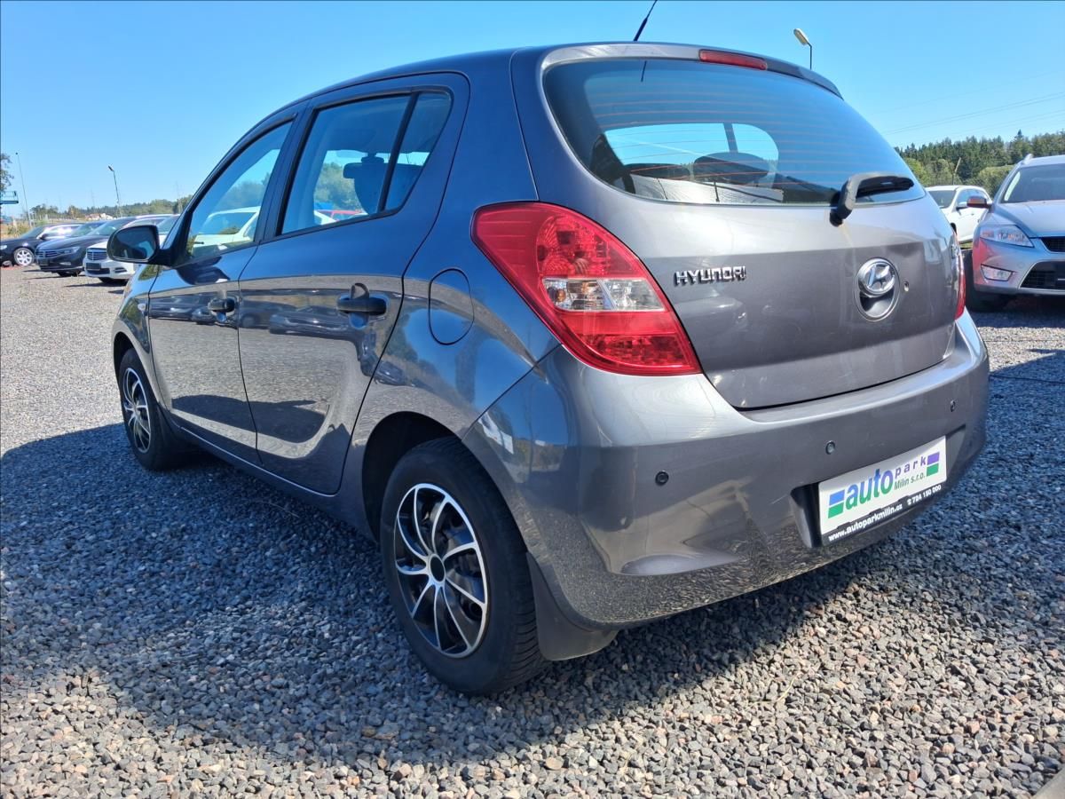 Hyundai i20, 1,4 1.4i, automat,po servisu - fotka 5