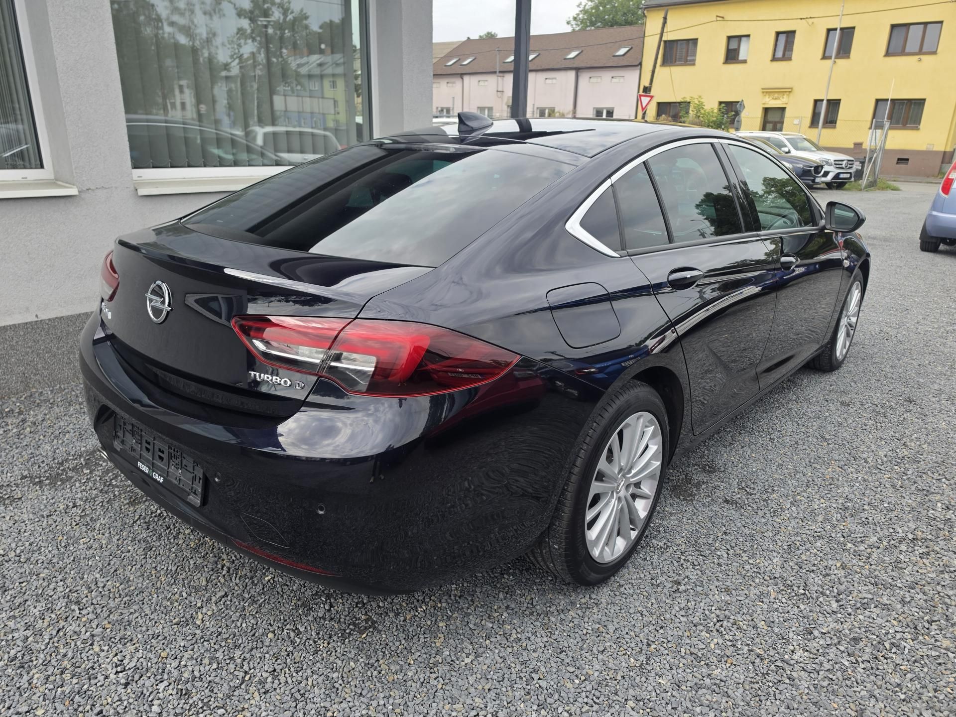 Opel Insignia, 2.0 Turbo D full - fotka 4