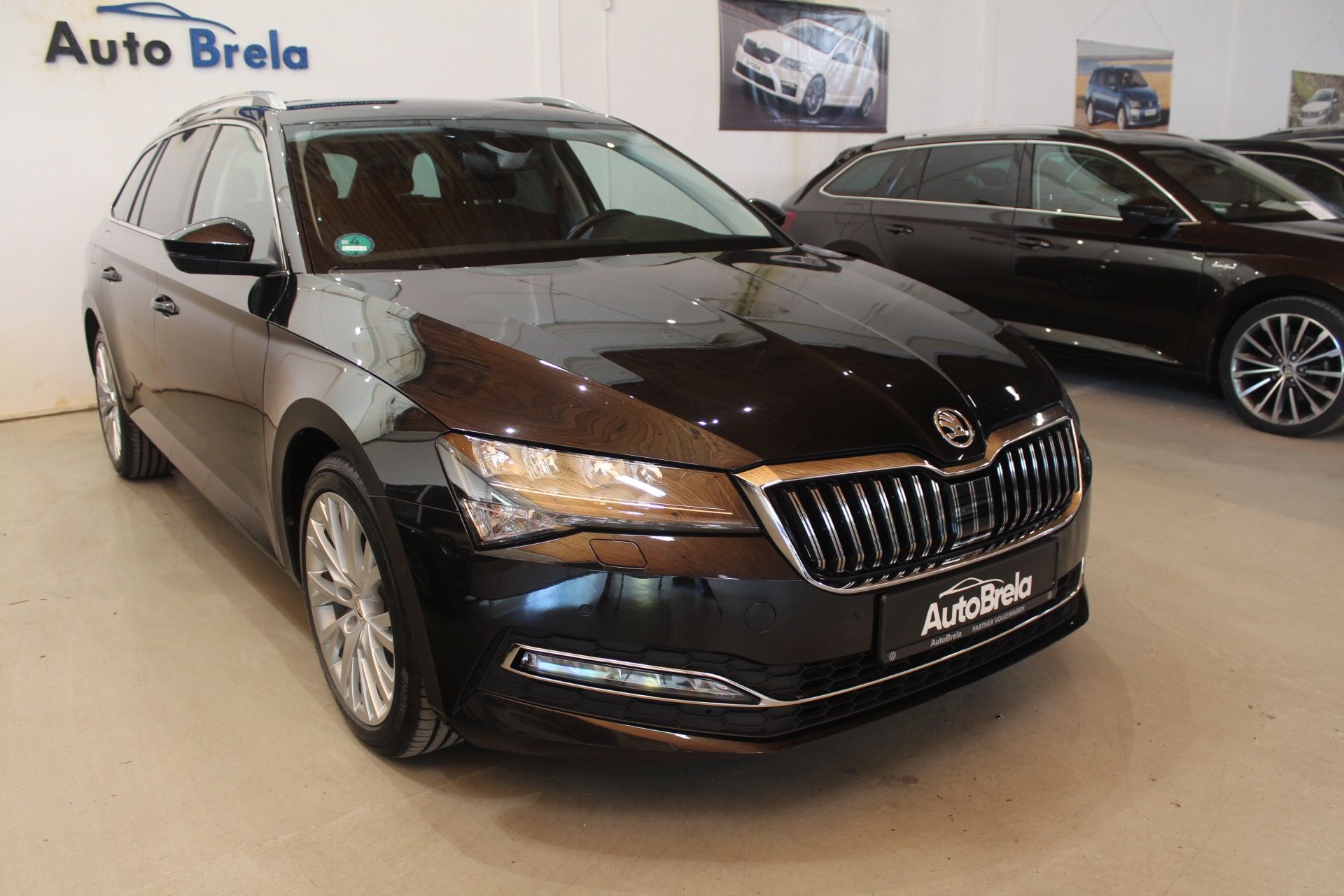 Škoda Superb, 2.0TDI DSG Style+ Display  LED