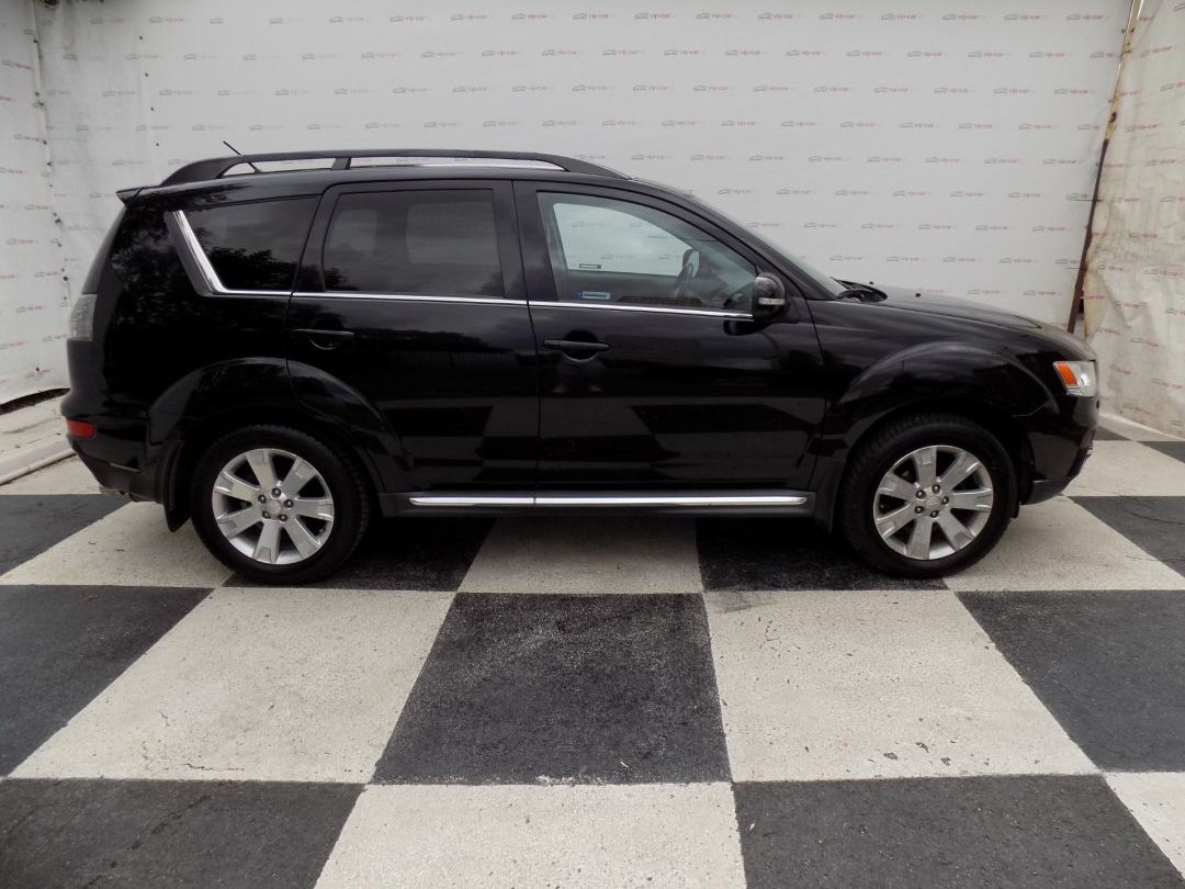 Mitsubishi Outlander, 2.2DI-D/AWD/1.Maj.ČR/7.míst/ - fotka 6
