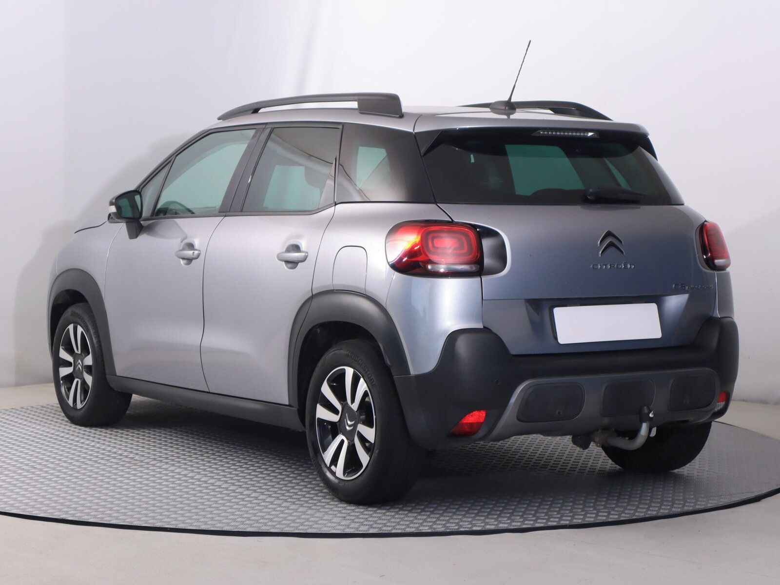 Citroën C3 Aircross, 1.2 PureTech, Automat, Navi - fotka 4