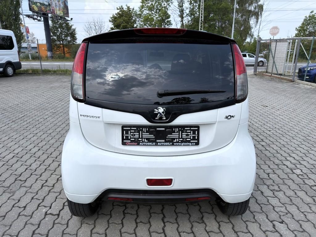 Peugeot Ion, 49 kW servisní knížka - fotka 4