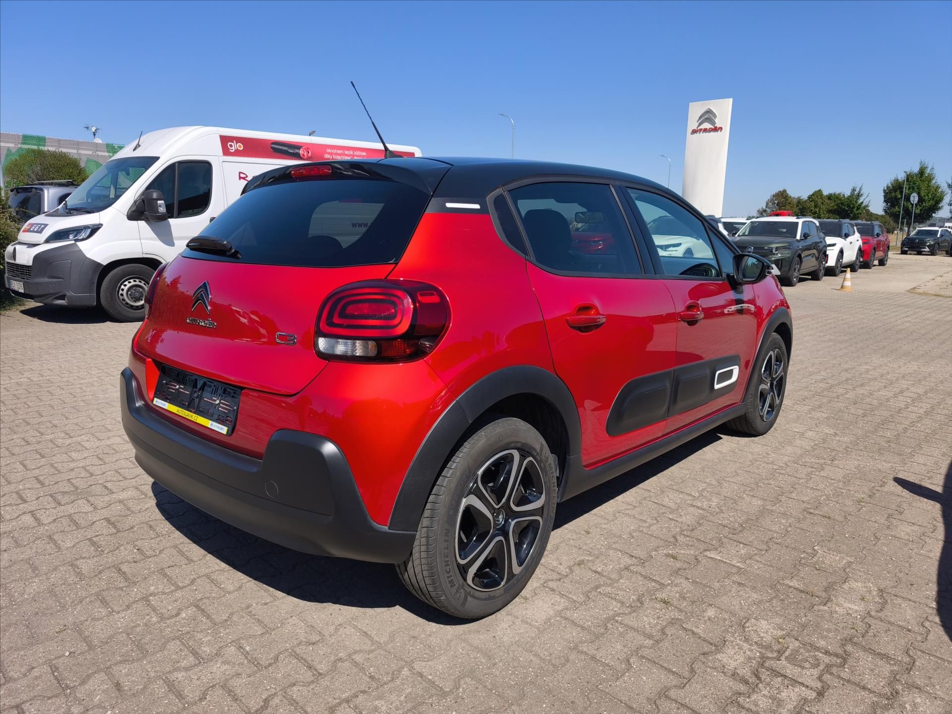 Citroën C3, 1,2 PT 82k SHINE ČR,Zár.2028 - fotka 3