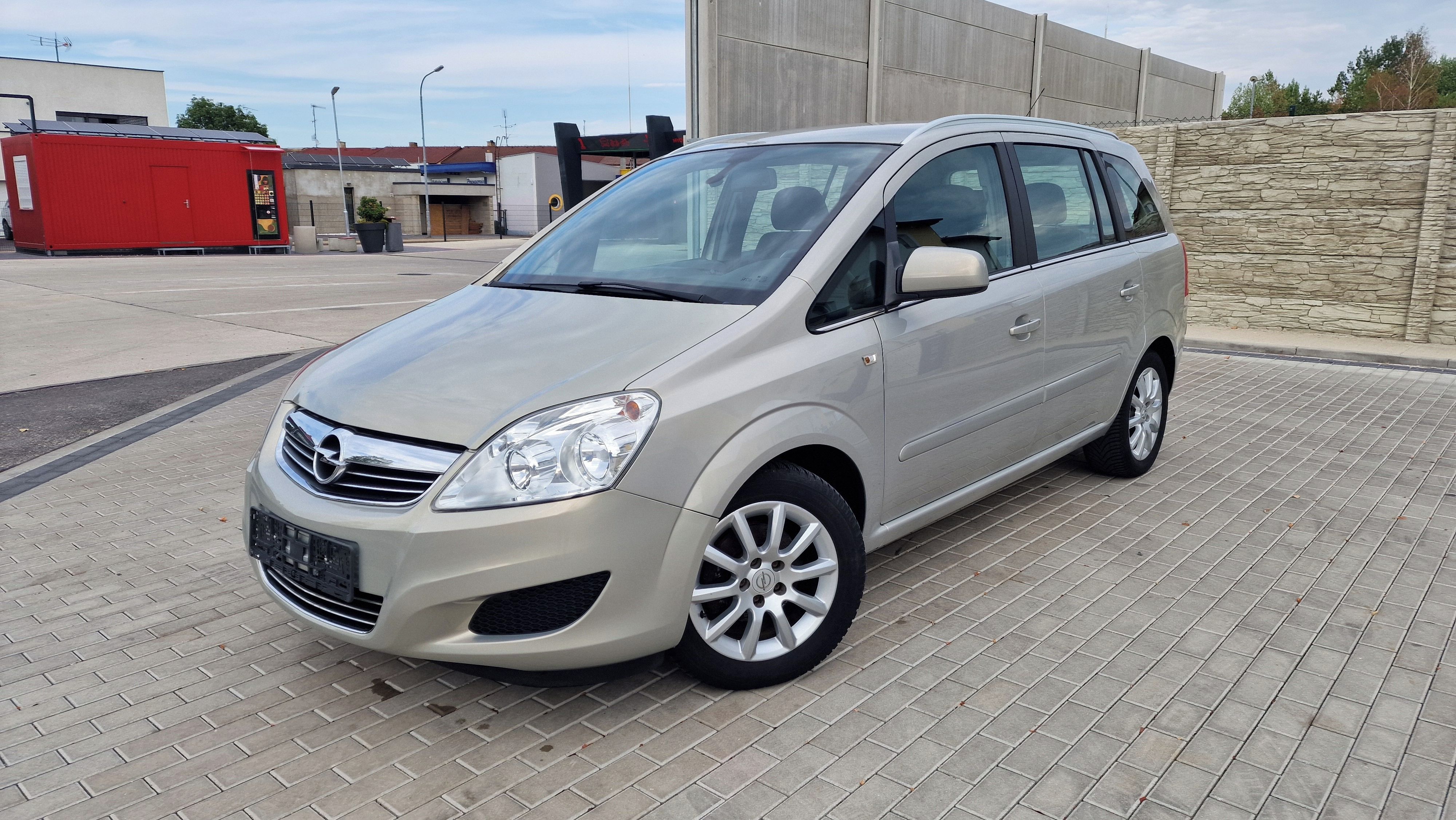 Opel Zafira, 1,8i 103Kw Top bez koroze !