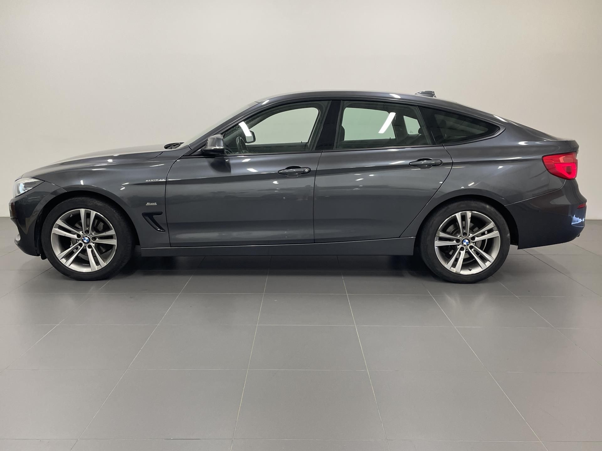 BMW Řada 3, 320d GT xDrive,Sportline,ČR - fotka 2