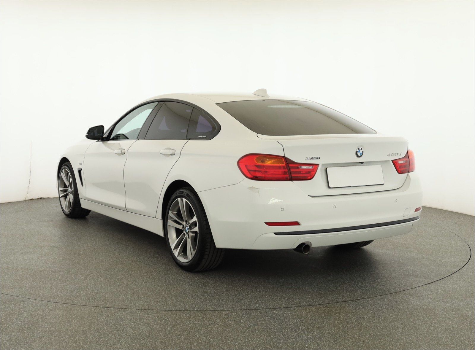 BMW Řada 4, 420d xDrive Gran Coupé , 4X4 - fotka 4