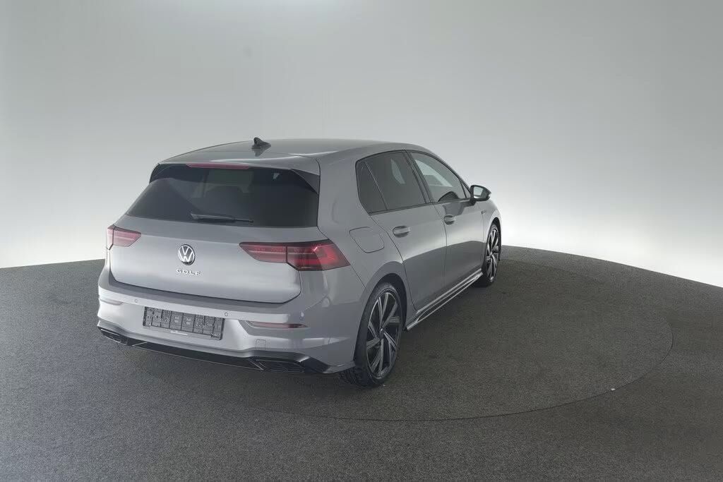 Volkswagen Golf, VIII 2.0 TSI DSG R-Line*Kamera - fotka 4