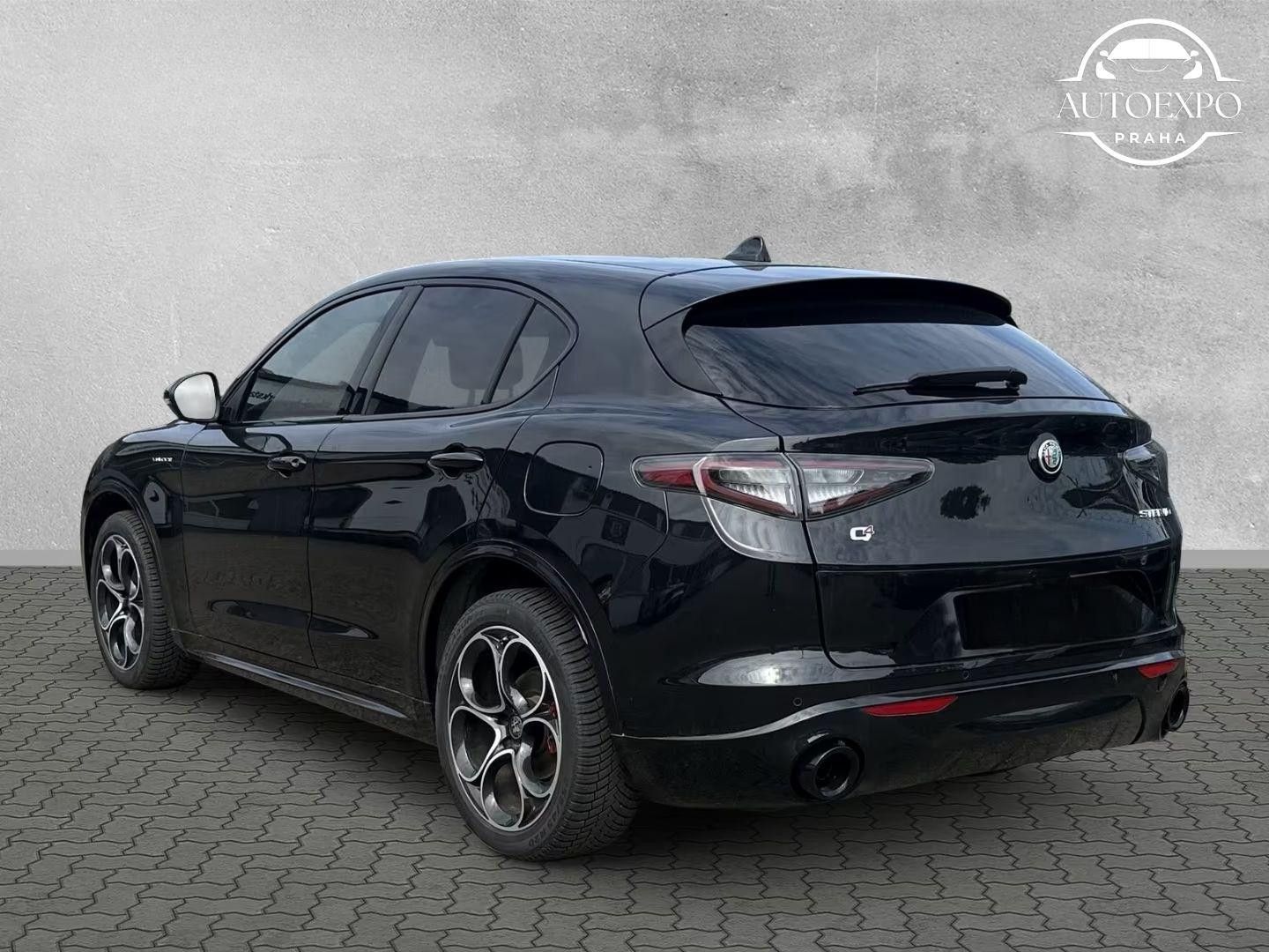 Alfa Romeo Stelvio, 2.2 Q4 Veloce*Matrix*TAŽNÉ - fotka 5