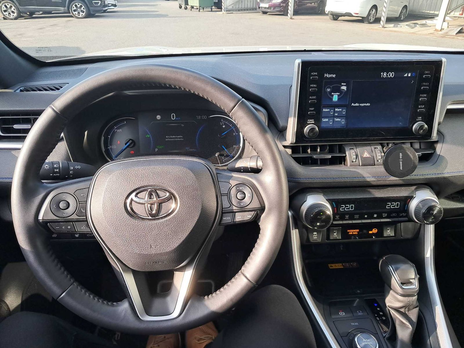 Toyota Rav4, 2.5 Hybrid - fotka 3