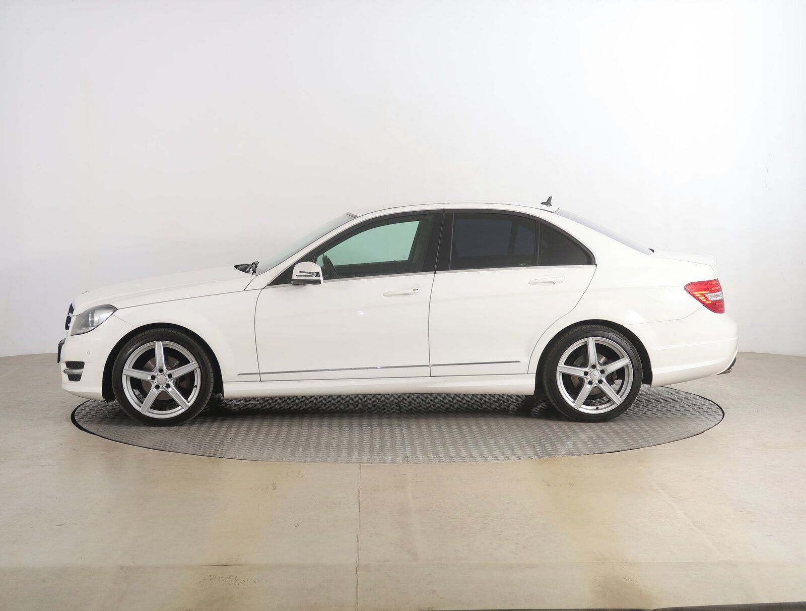 Mercedes-Benz Třídy C, 180 CDI, Automat, Serv.kniha - fotka 3