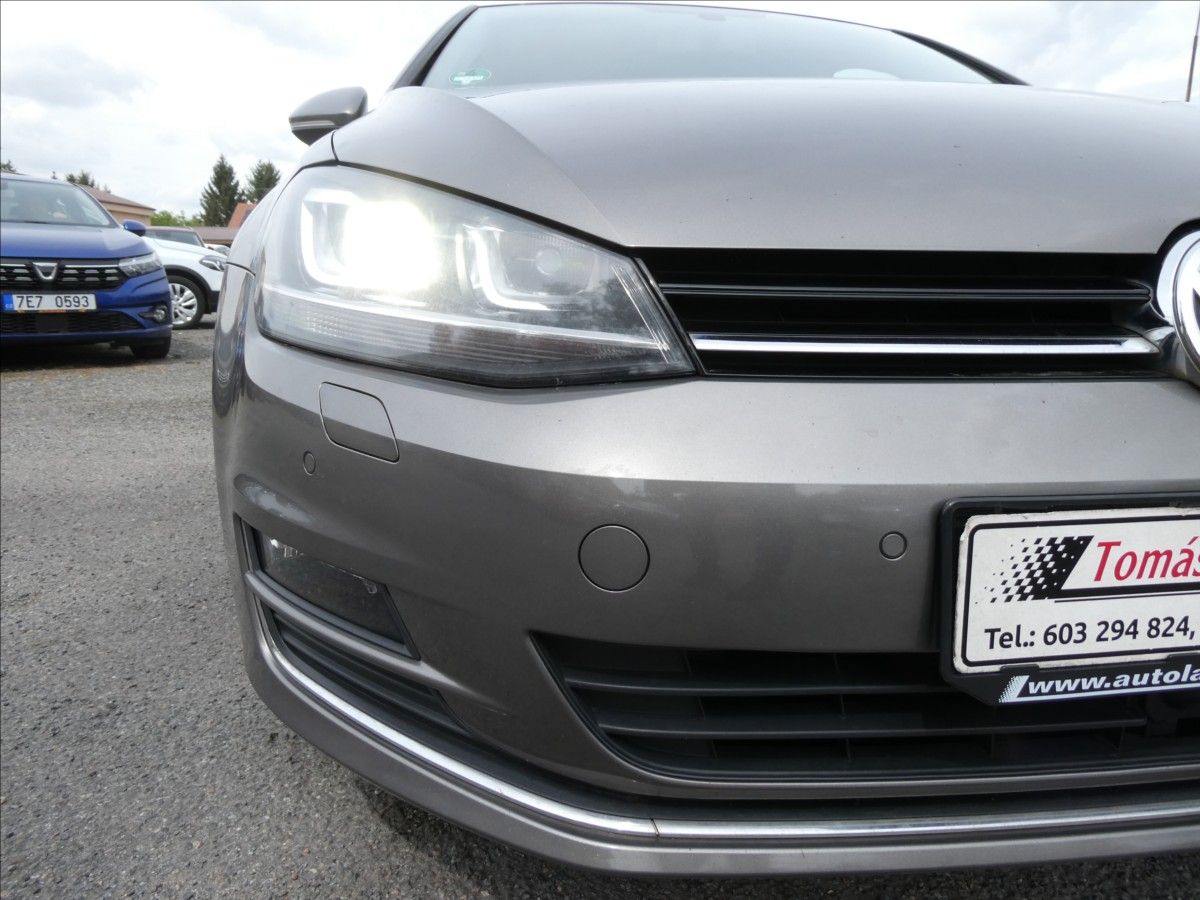 Volkswagen Golf, 1,4 TSi 103kW DSG, webasto - fotka 5