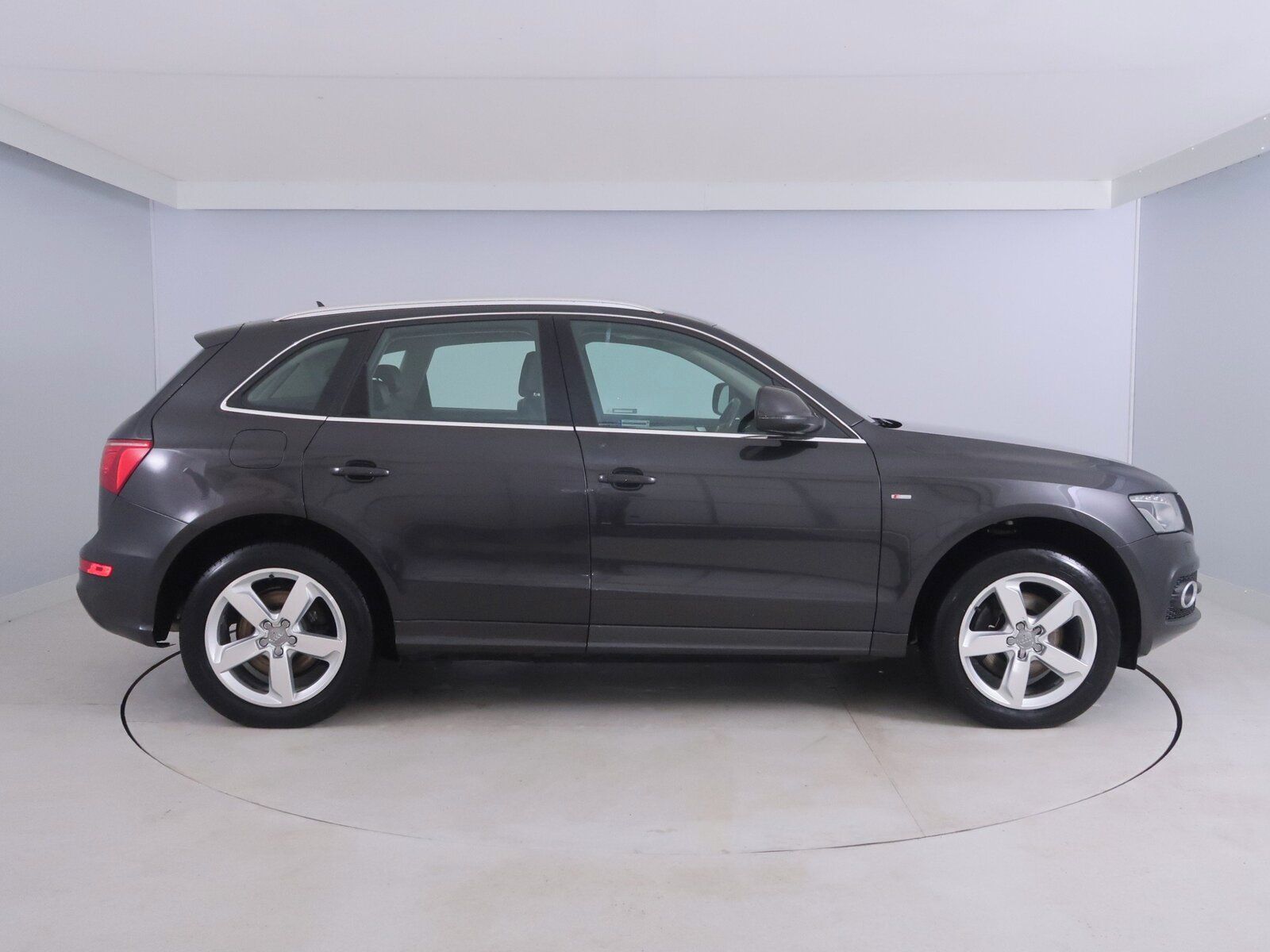 Audi Q5, 3.0 TDI, S line, 4X4, Automat - fotka 6