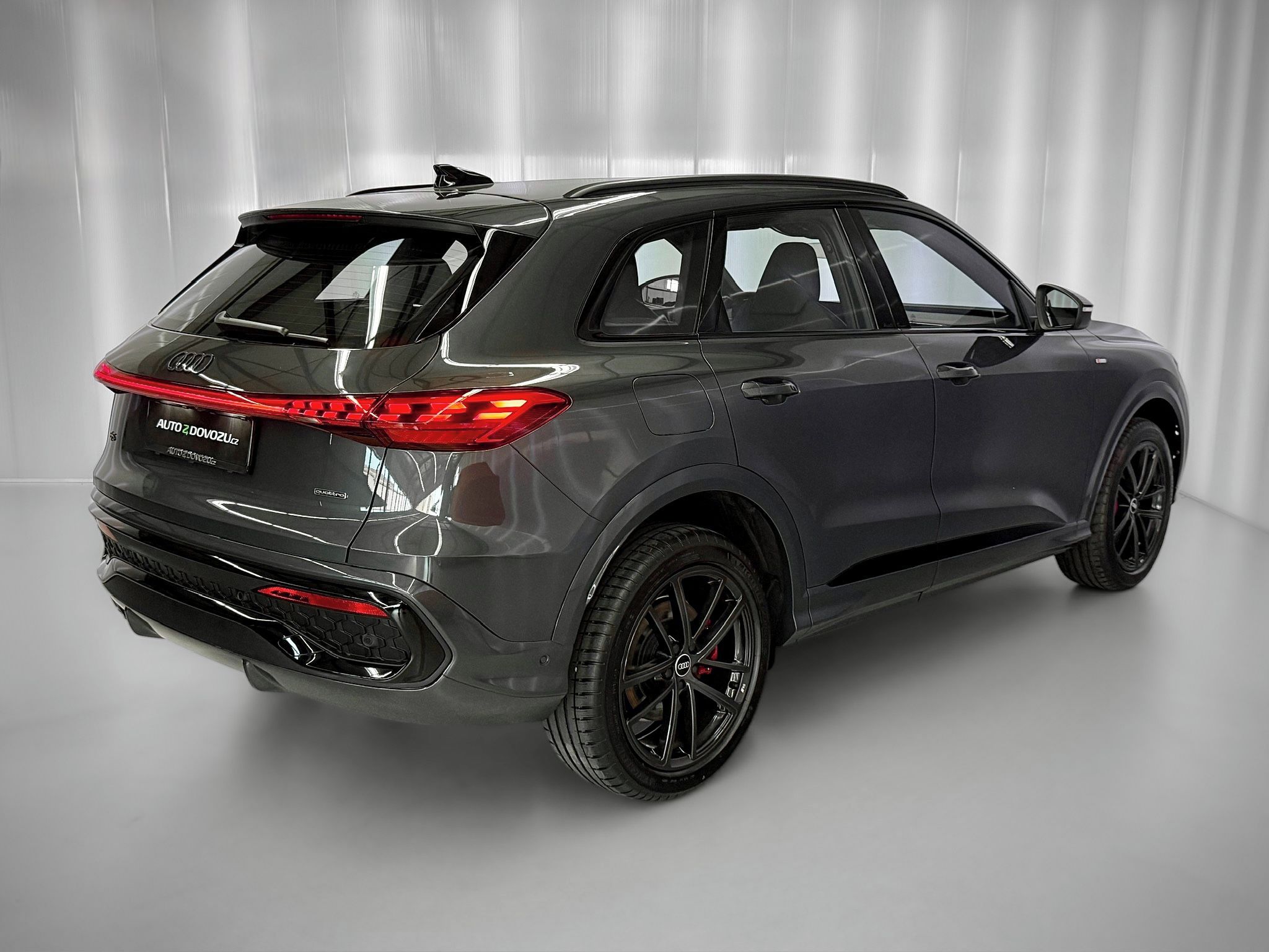 Audi Q5, 2.0TDI 150KW QUATTRO S-LINE, M - fotka 6