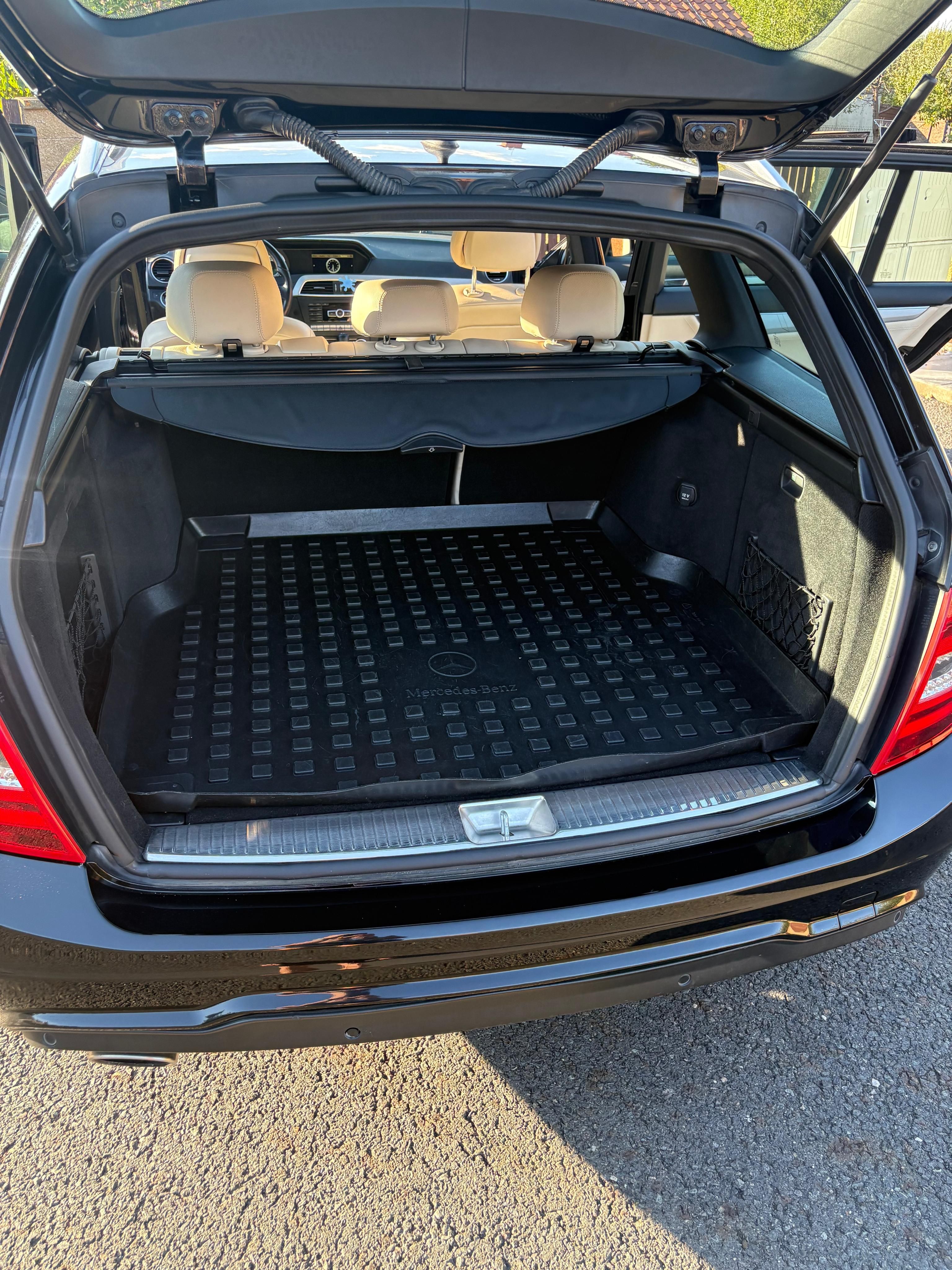 Mercedes-Benz Třídy C, C250, CDI 4MATIC - fotka 2