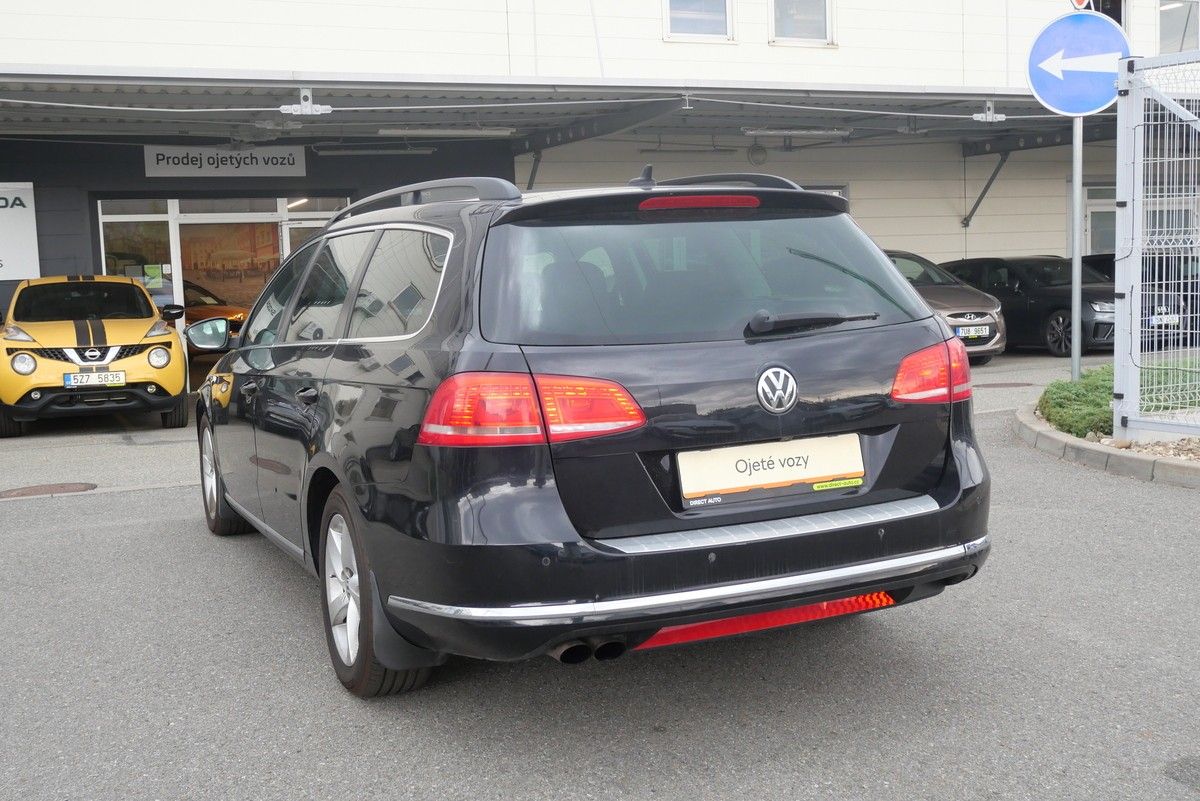 Volkswagen Passat, 2.0 TDI 103 kW Comfortline - fotka 4