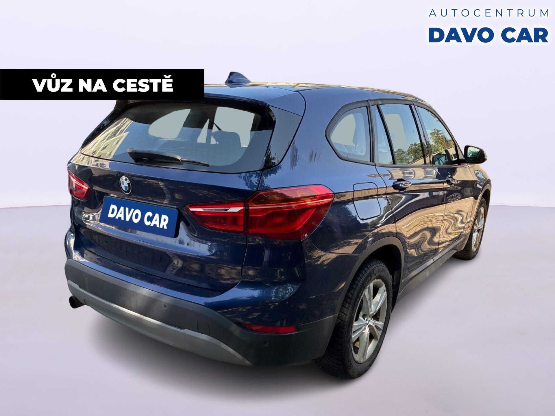 BMW X1, 1,5 18i sDrive ADVANTAGE - fotka 4