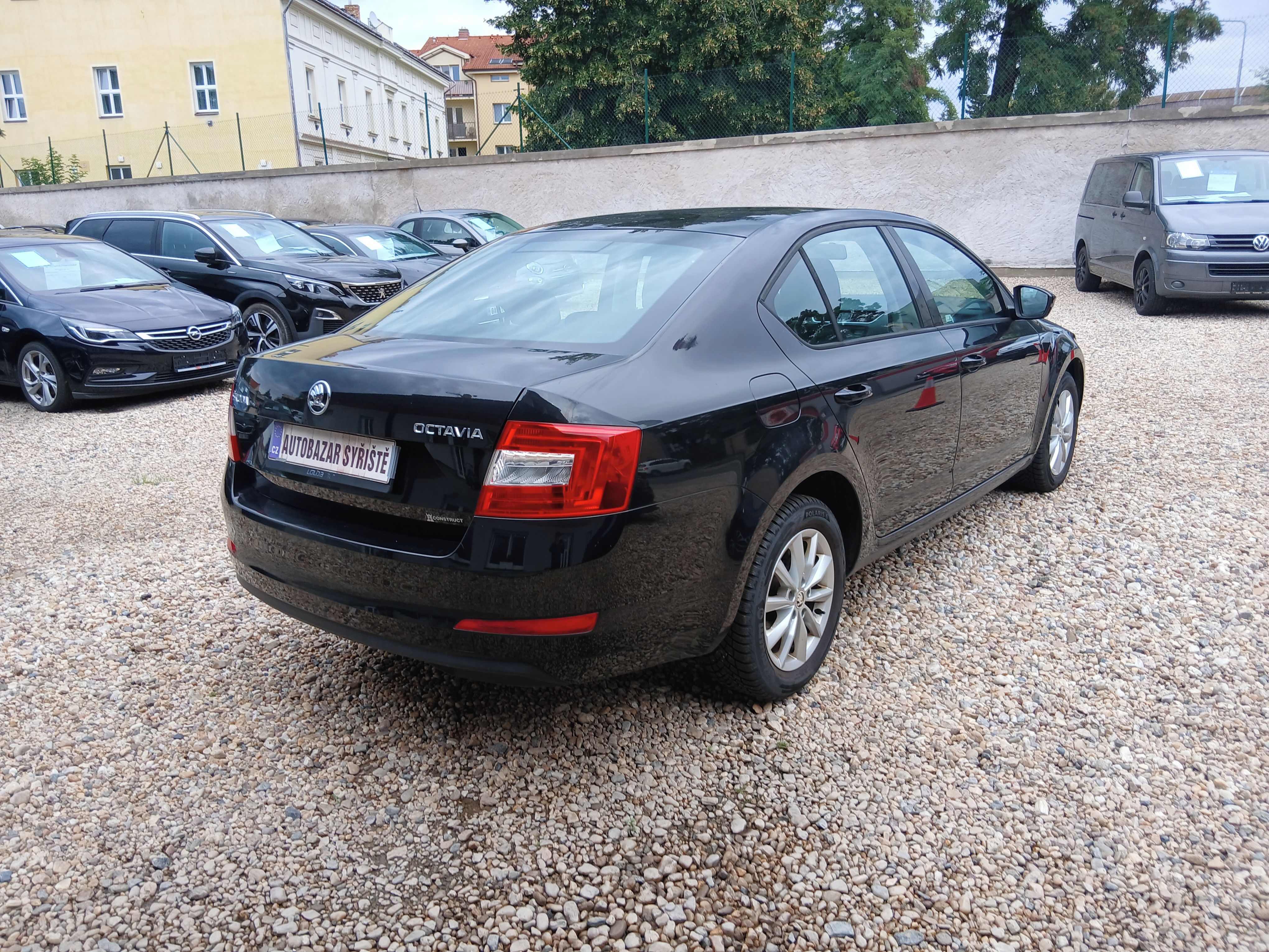 Škoda Octavia, 2.0TDi 110KW DPH, ČR, S.Kniha - fotka 5