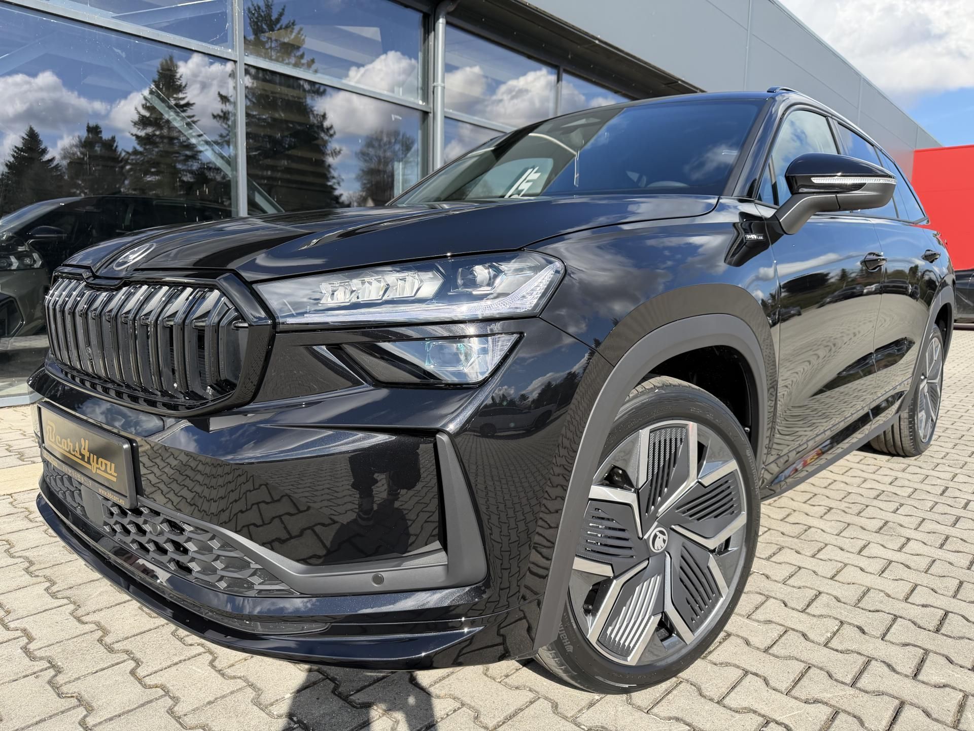 Škoda Kodiaq, 2.0TDI 142kW 4X4 SPORT HUD TZ!
