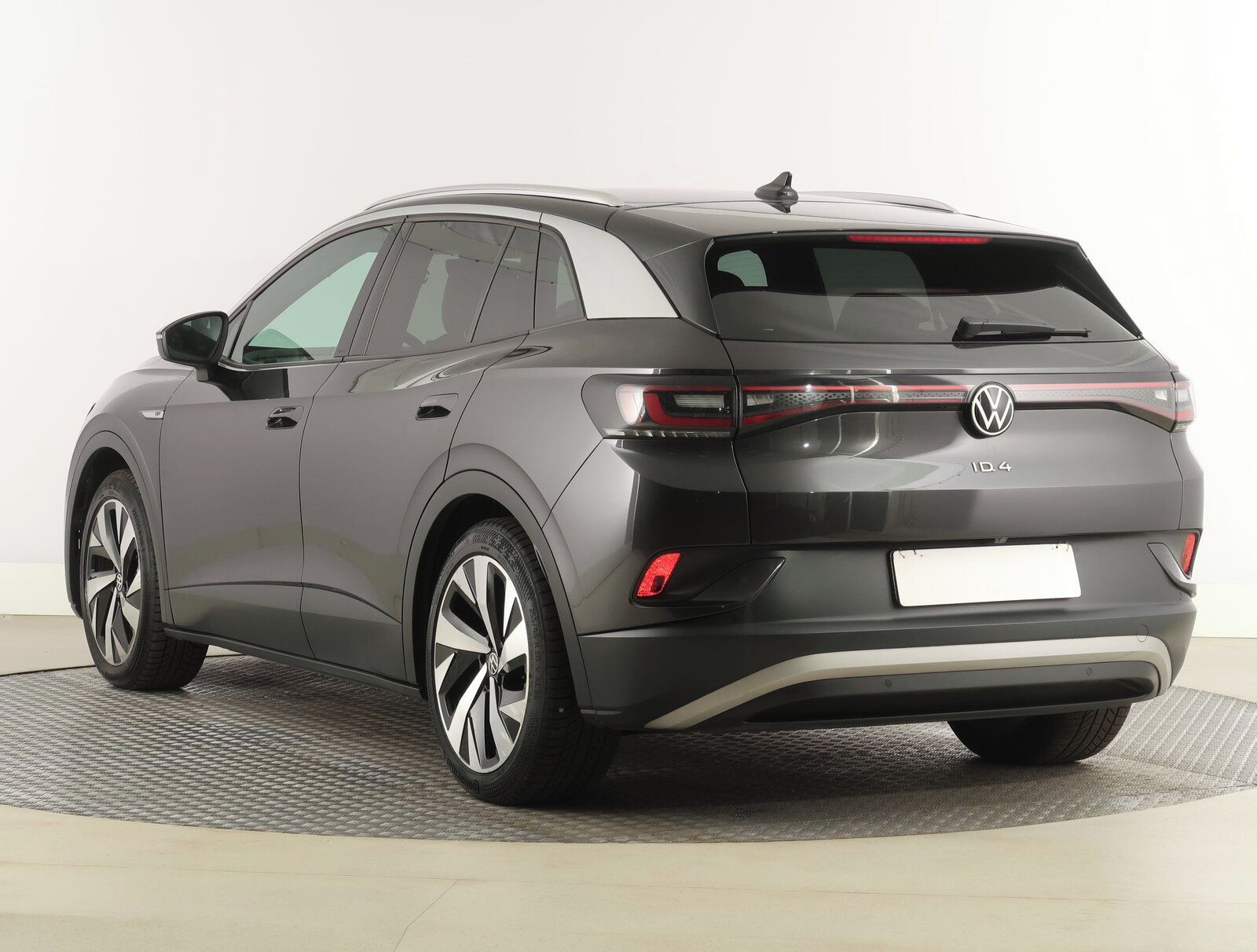 Volkswagen ID.4, 1st (82 kWh), SoH 93% - fotka 4