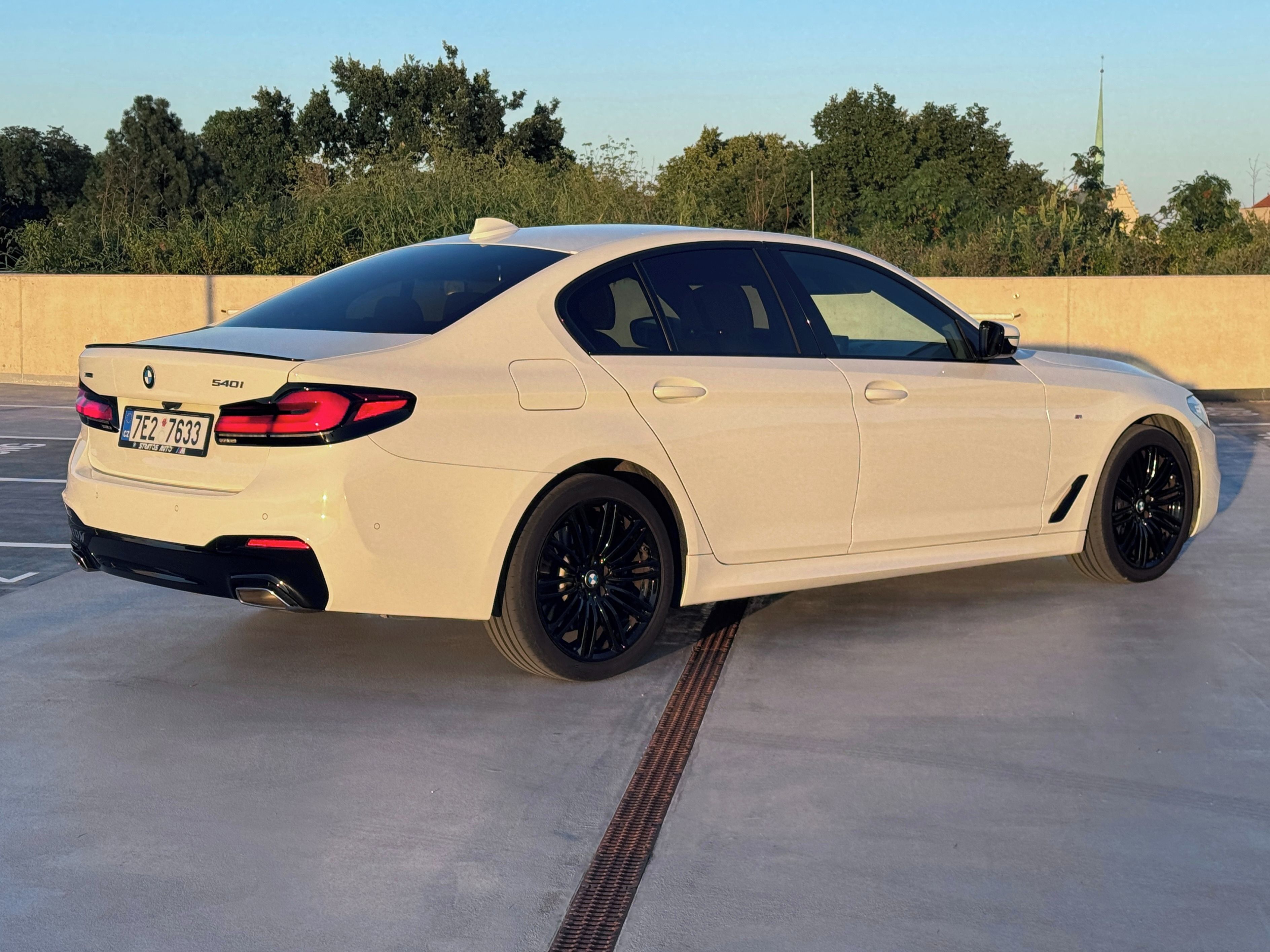 BMW Řada 5, 540i XDrive, zadní LCI, DPH, t - fotka 5