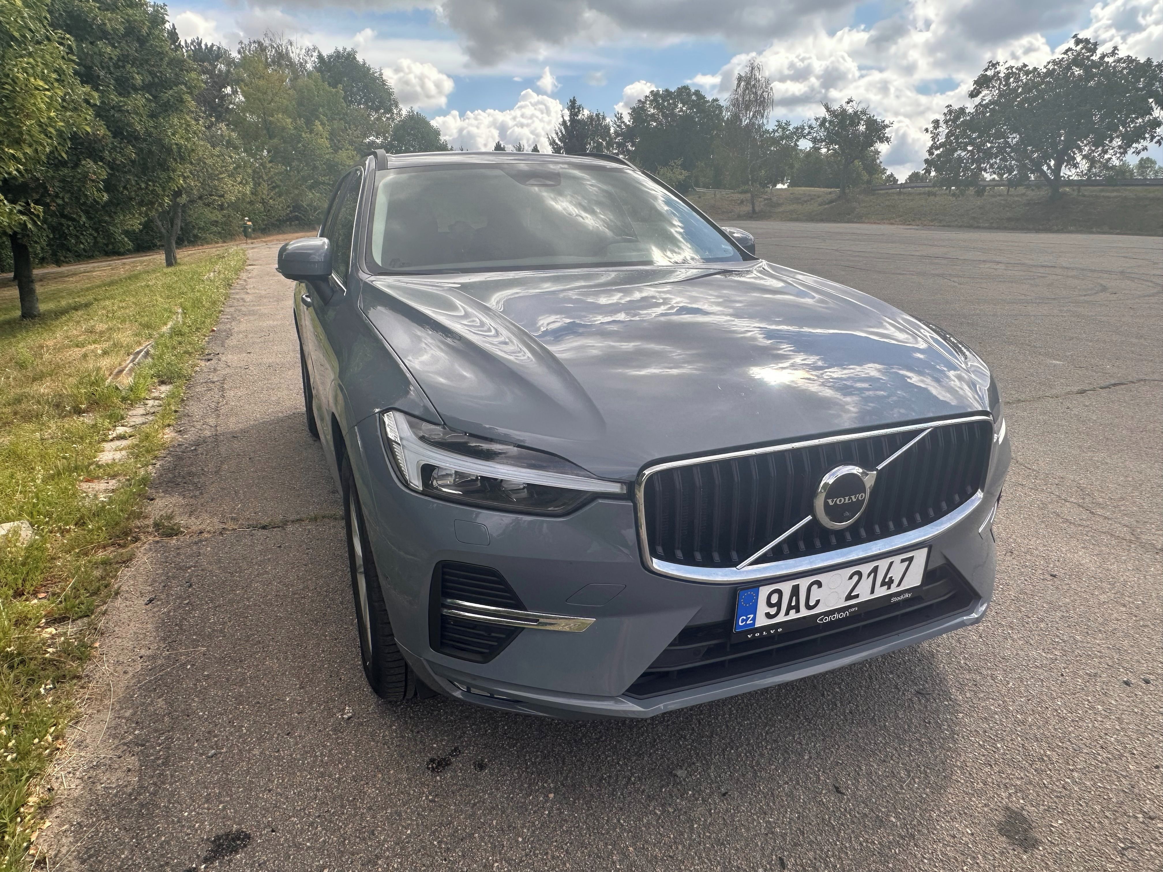Volvo XC60, ČR, 1.maj. autor. servis - fotka 6