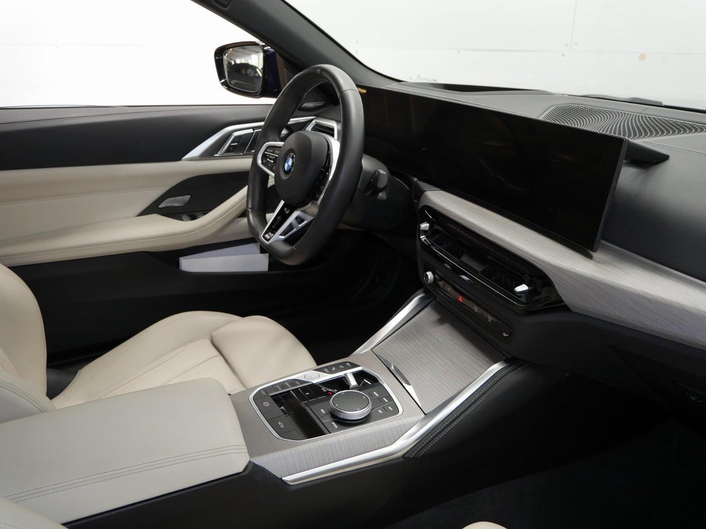 BMW Řada 4, 430i xDrive Cabrio M PRO - fotka 5