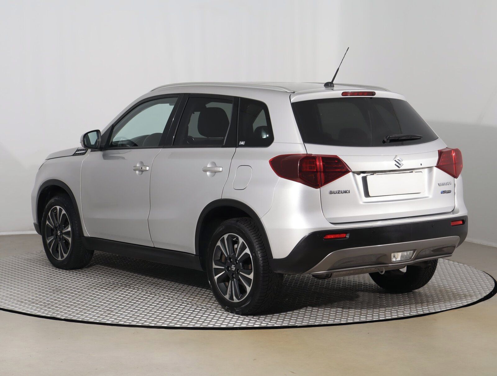 Suzuki Vitara, 1.5 Hybrid, Automat - fotka 4