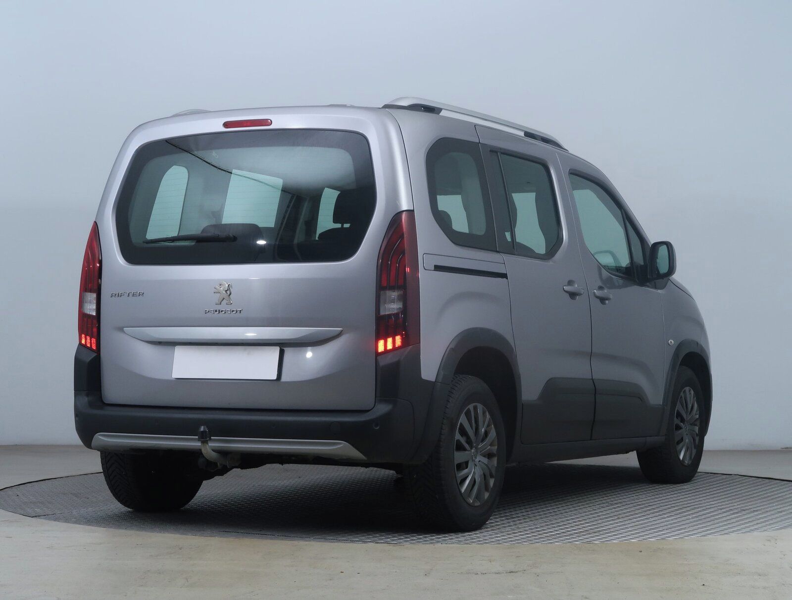 Peugeot Rifter, 1.5 BlueHDi, Allure, 5Míst - fotka 5