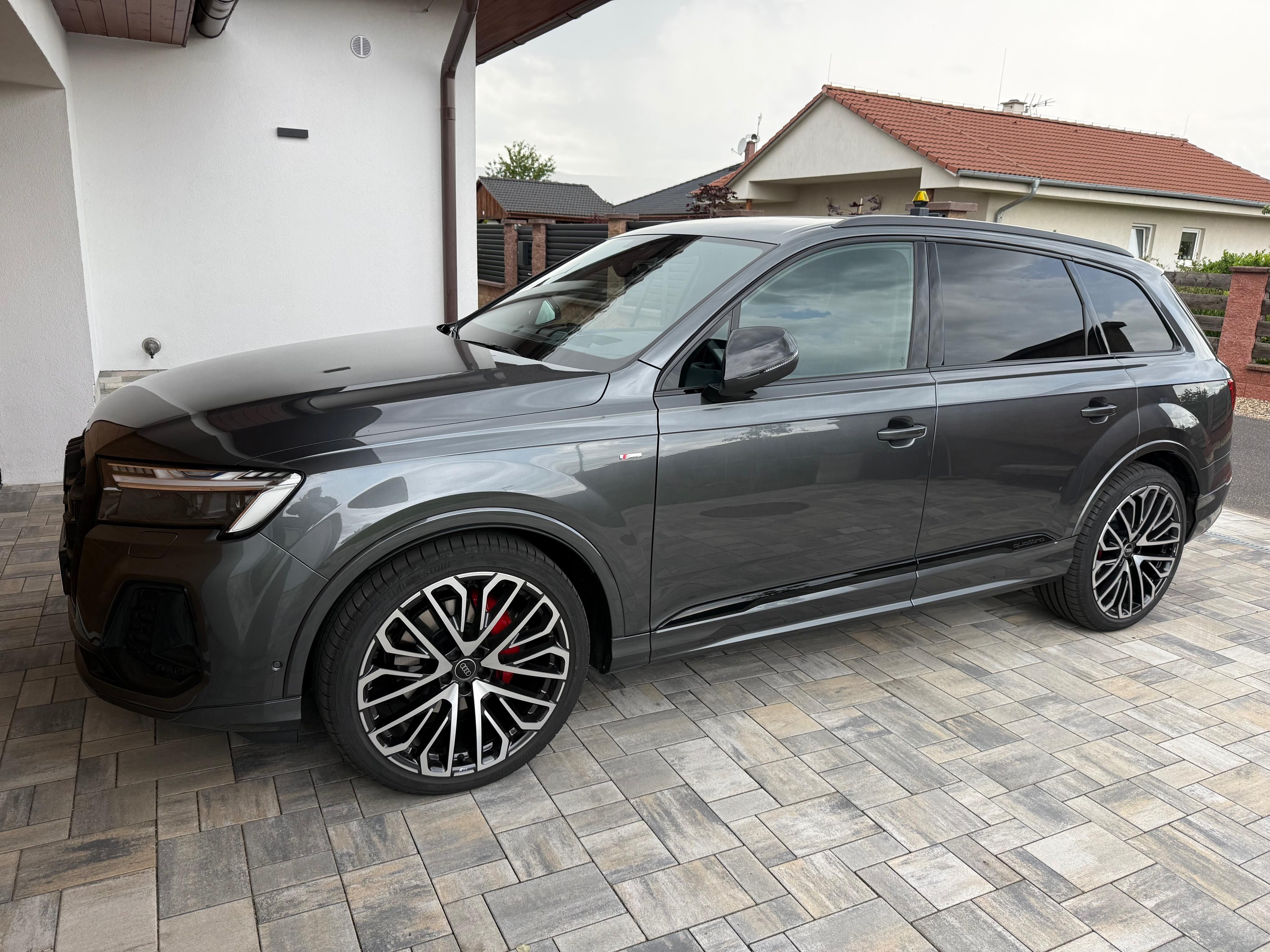 Audi Q7, Audi Q7 3,0 TDI V6 - Limitovan - fotka 4