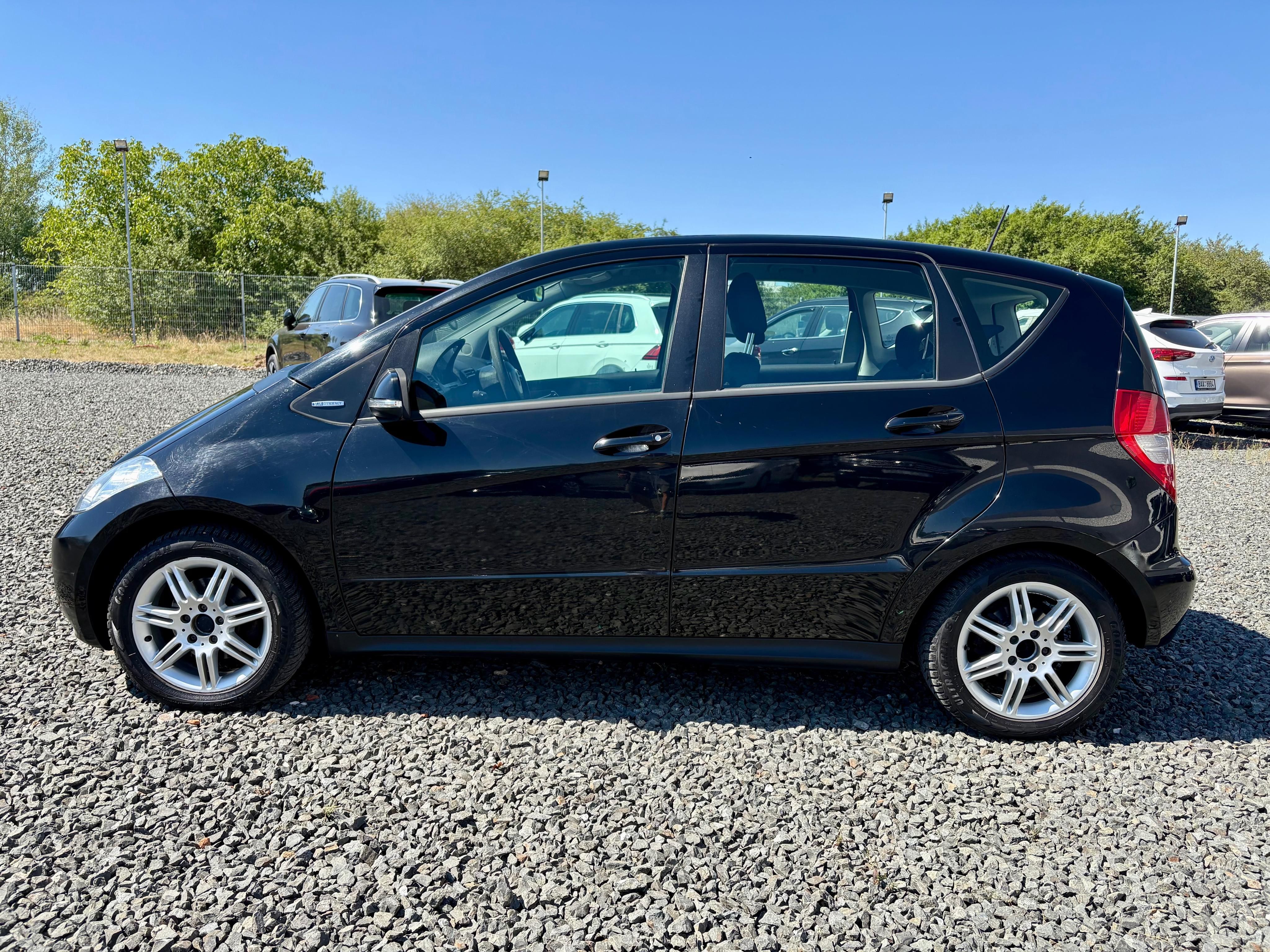 Mercedes-Benz Třídy A, A160i 70kw - fotka 5