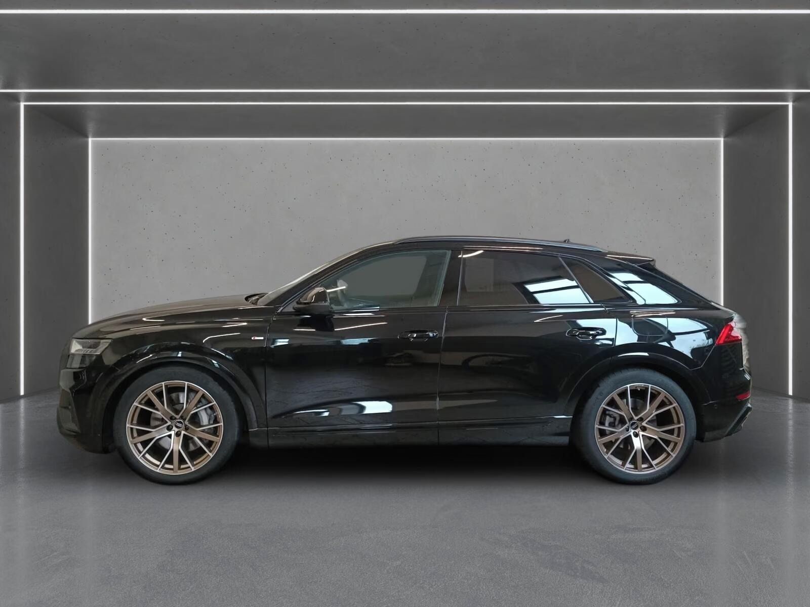 Audi Q8, 55 TFSI e quattro 2 S line - fotka 5