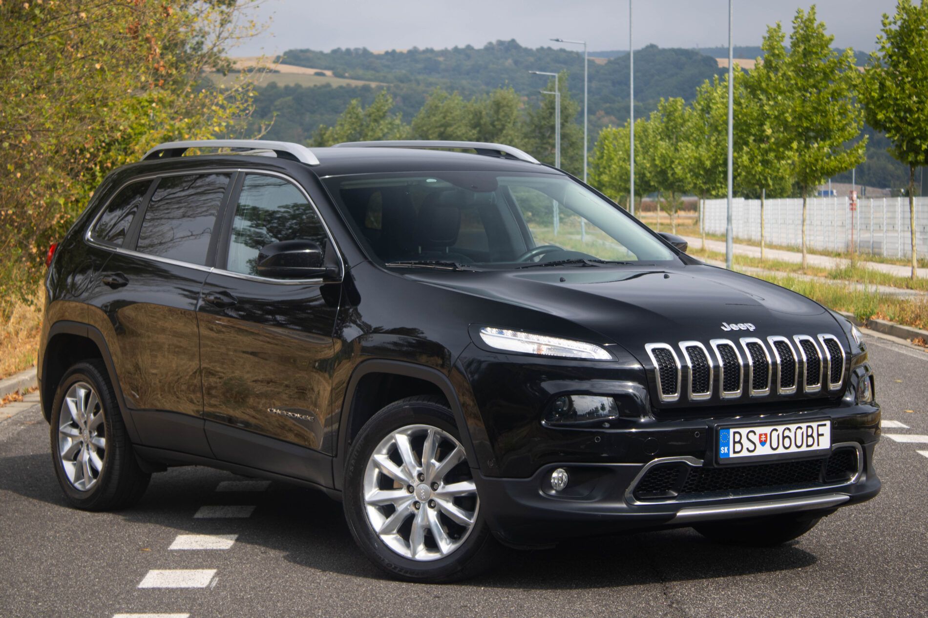 Jeep Cherokee - fotka 2