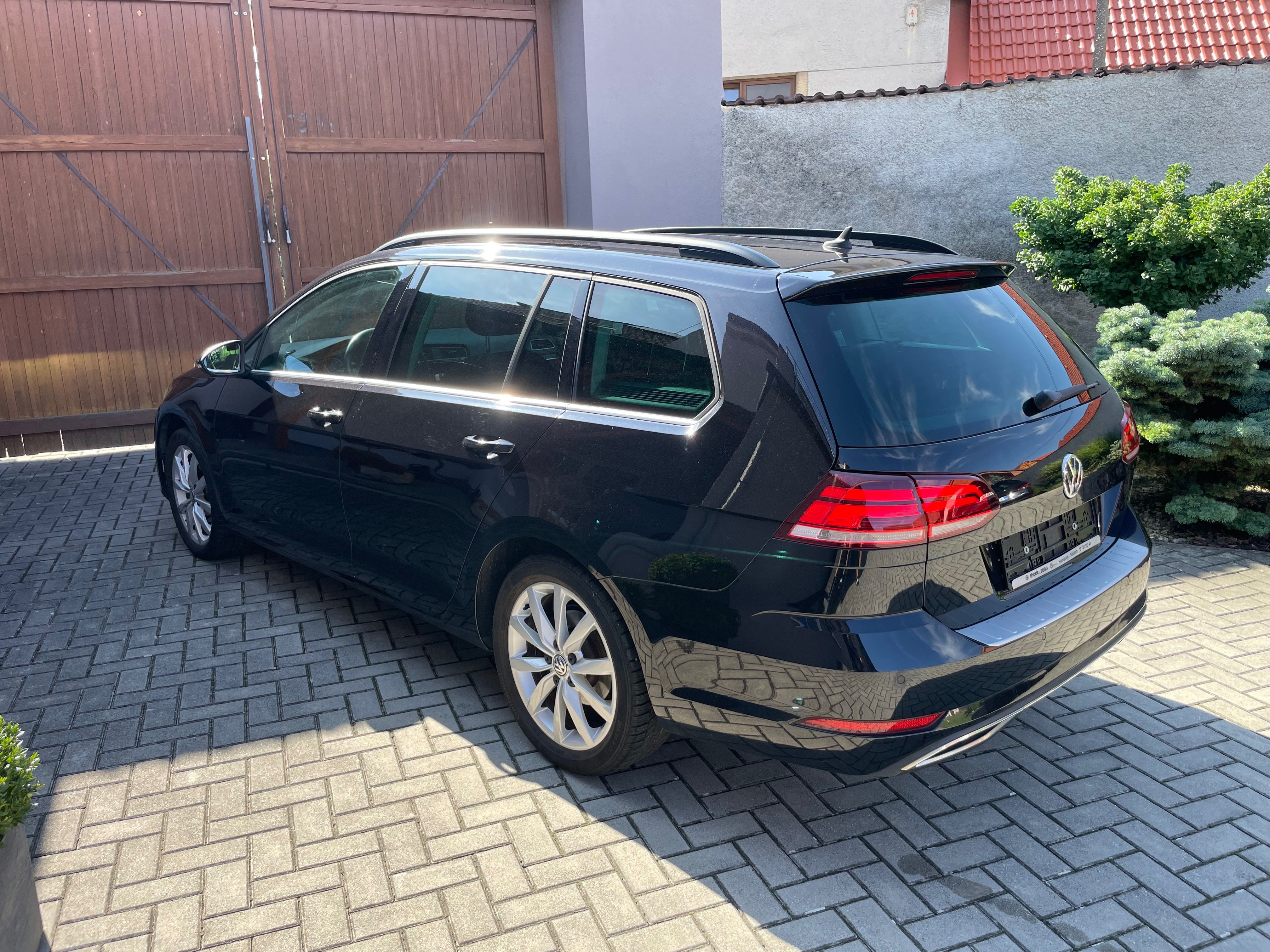 Volkswagen Golf, VII 1.4 TSI 92kw Highline TOP - fotka 3