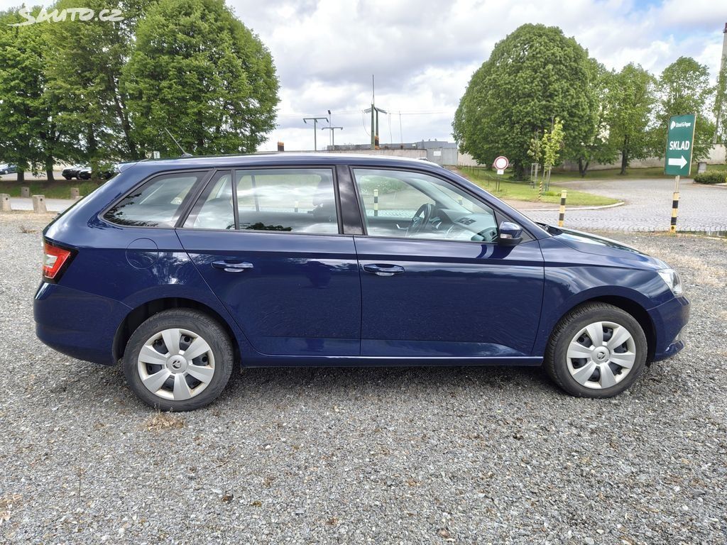 Škoda Fabia, 1,2 TSi 66kw,po 1.majit.nehav. - fotka 4