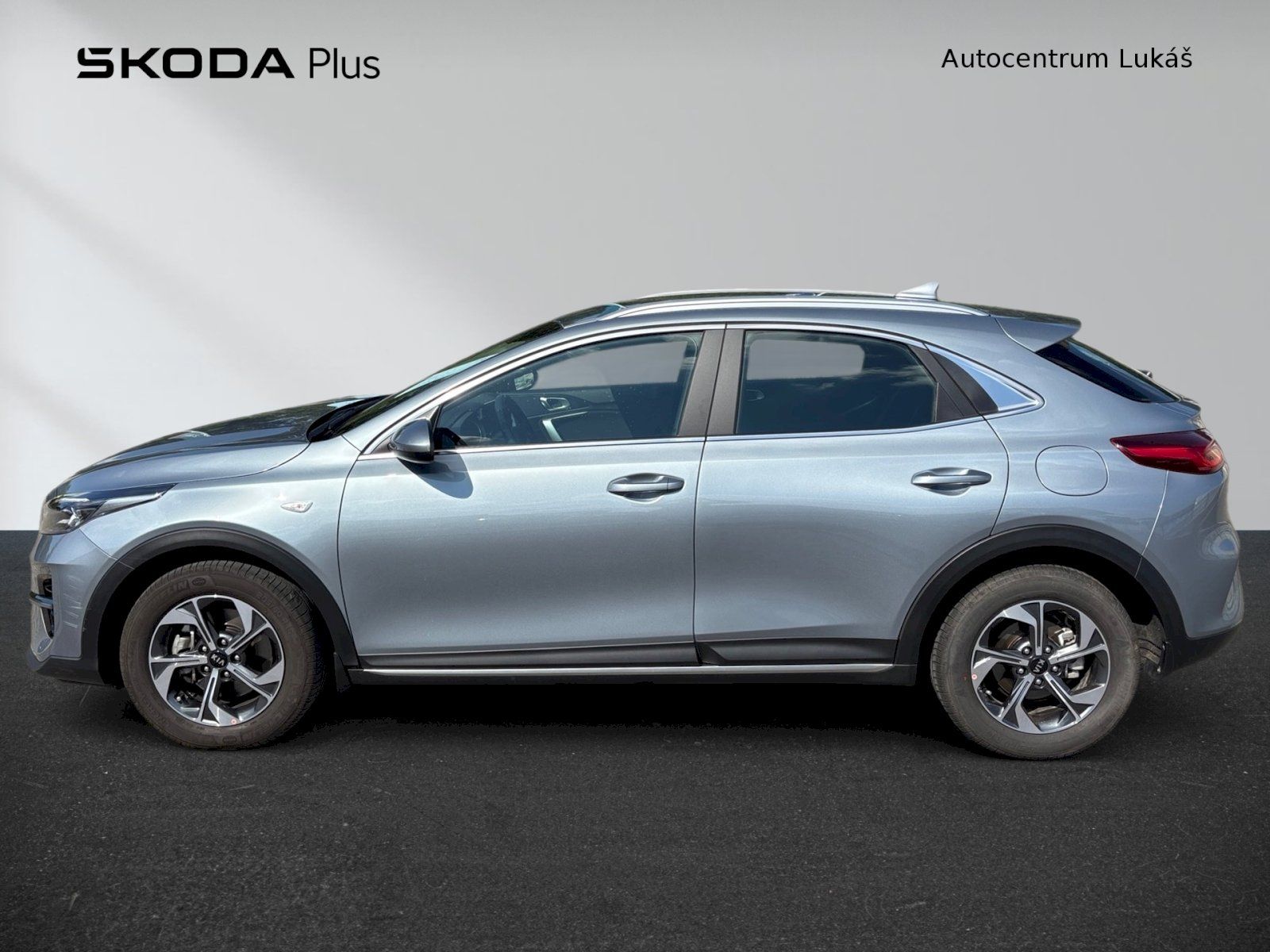 Kia XCee´d, XCeed 1.4 T-GDI - fotka 3