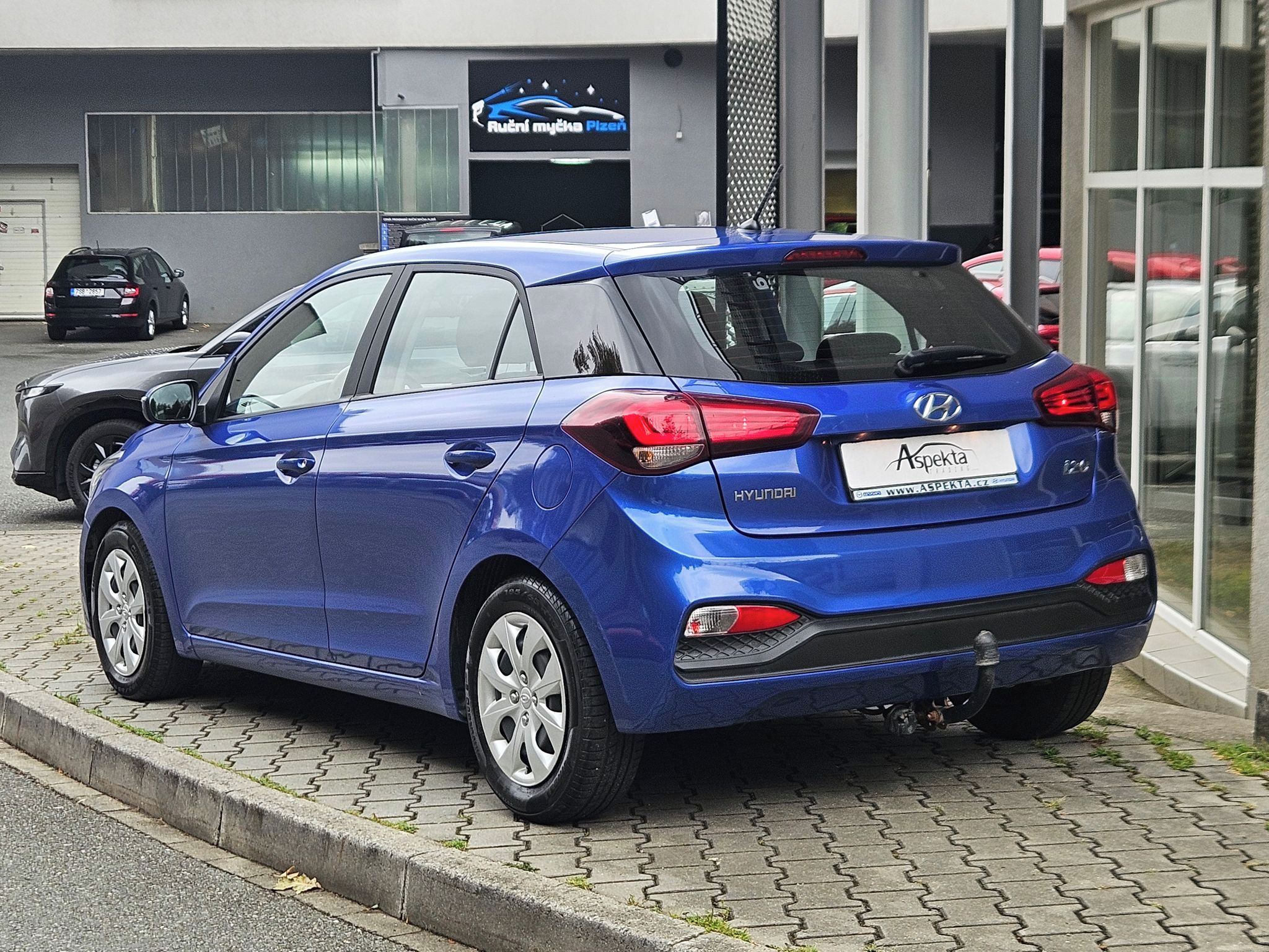Hyundai i20, 1,2i 55kW, Family+Club, 1.maj. - fotka 3
