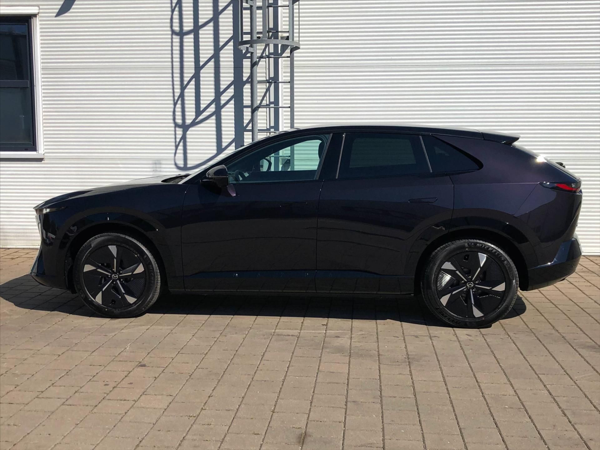 Mazda CX-6e, Takumi EV 258k 1AT - fotka 6