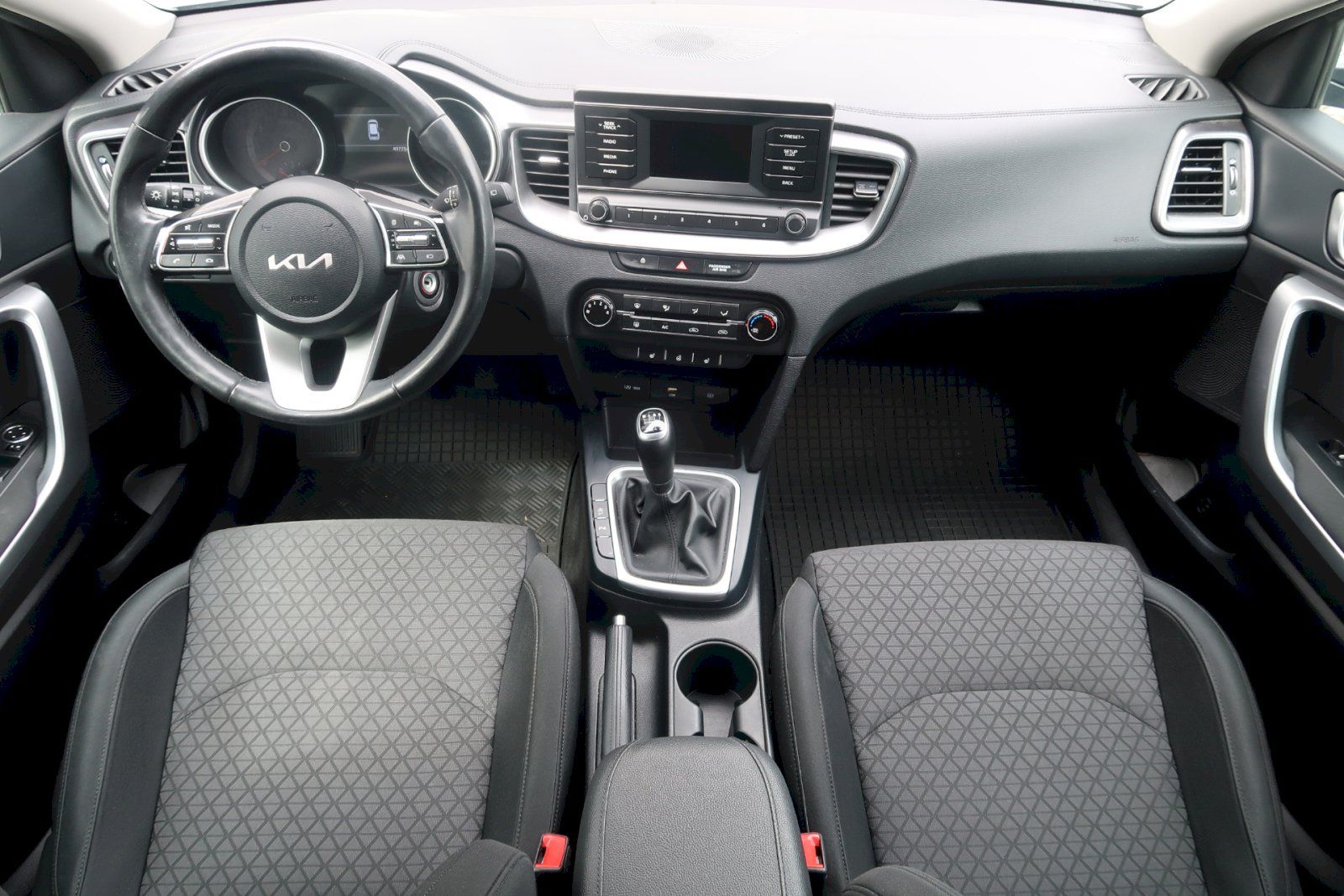 Kia Cee´d, Sportswagon 1,0 T-GDI/88 kW - fotka 5