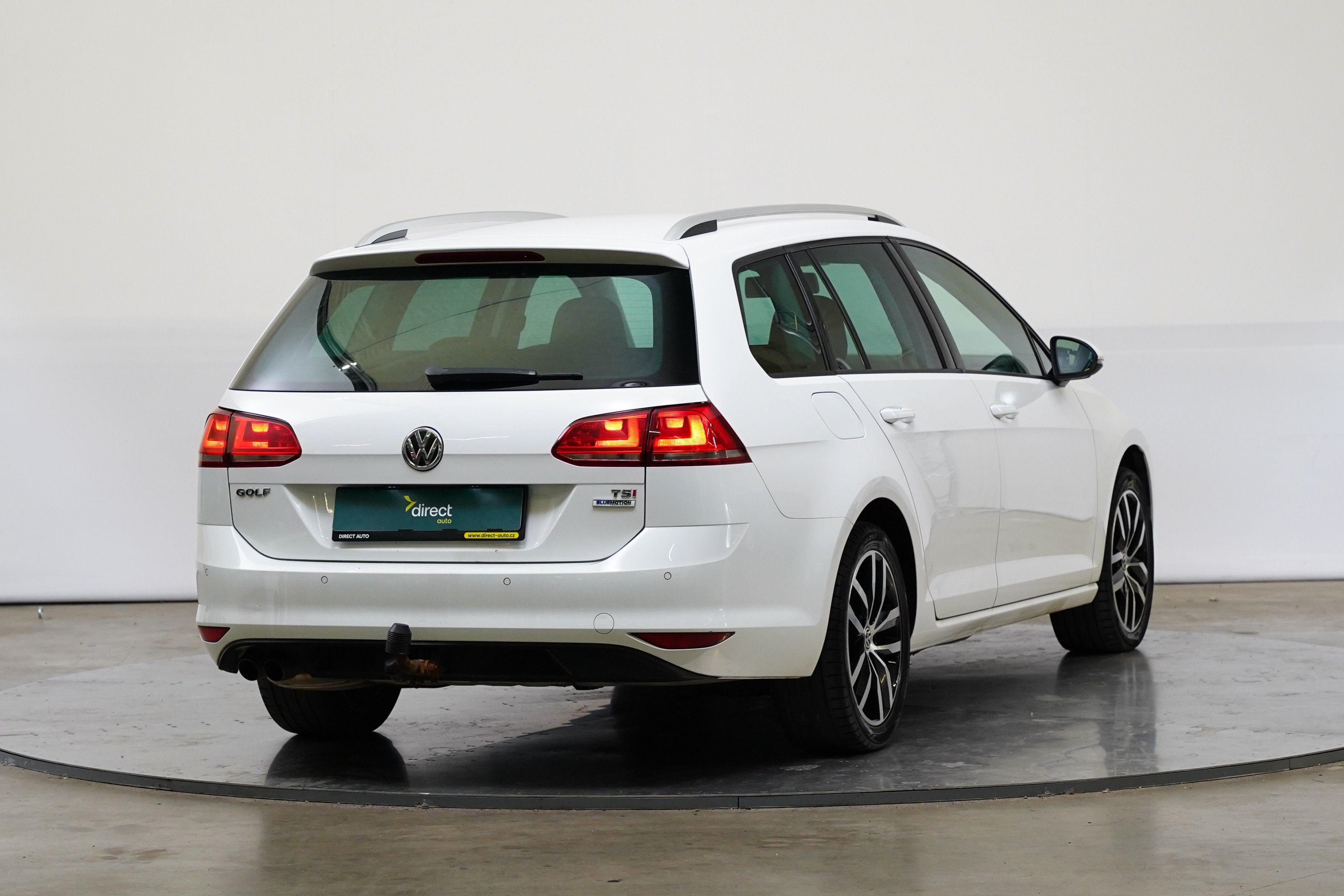 Volkswagen Golf, 1.4 TSI 92 kW Comfort Edition - fotka 2