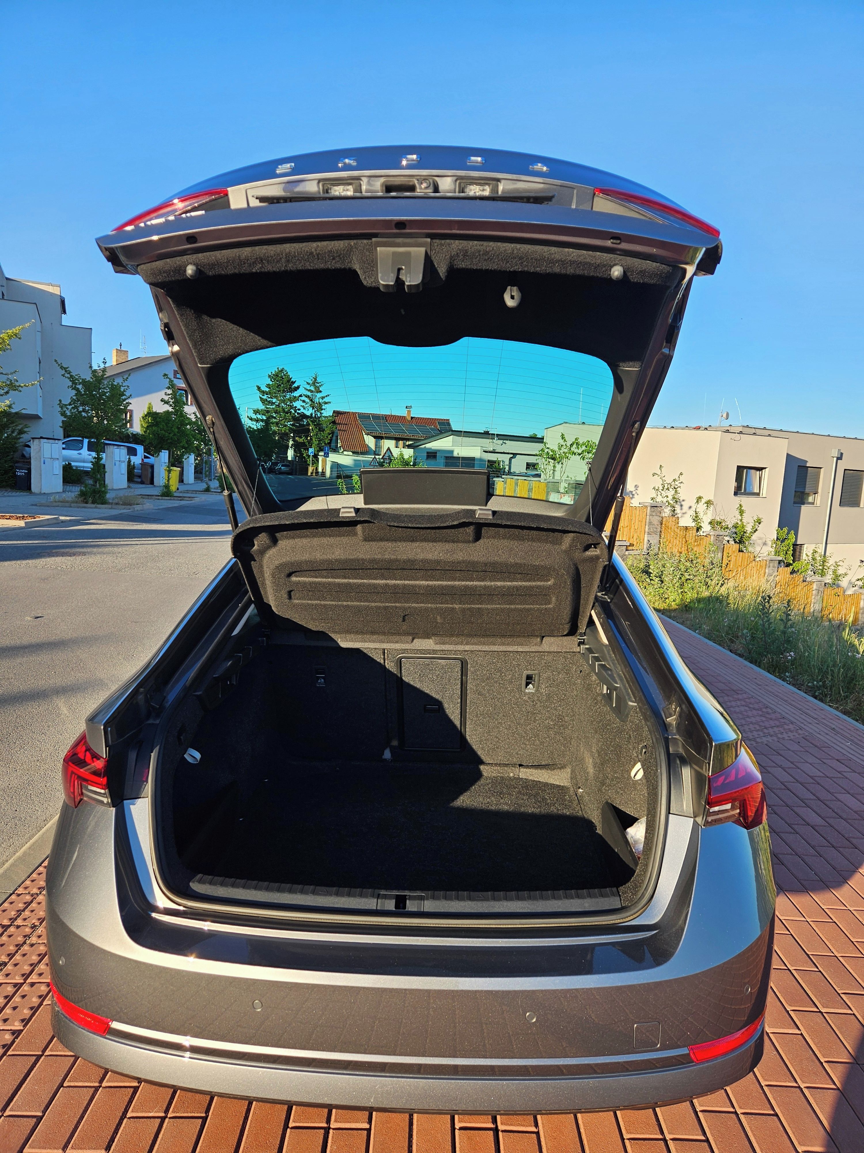 Škoda Octavia, Škoda Octavia IV Style Plus - fotka 5