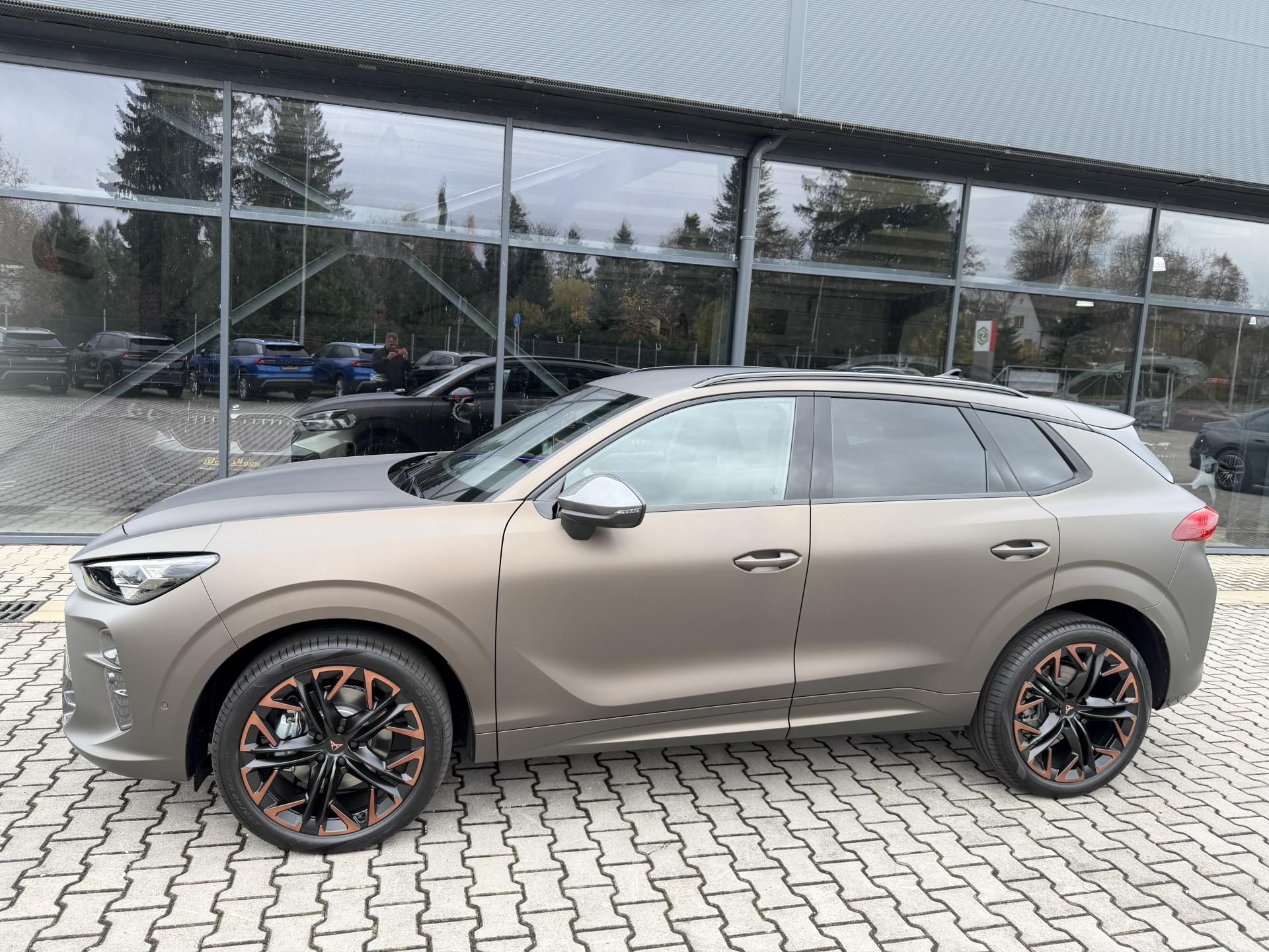 Cupra Terramar, 2.0TSI 150kW 4WD R20 NT DCC HD - fotka 4