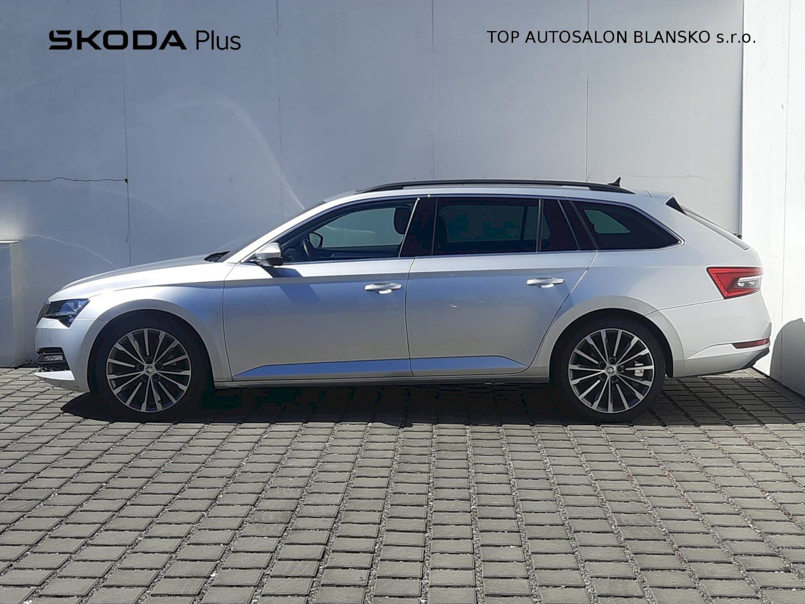 Škoda Superb, 2.0TDI 110kW Ambition Plus Mat - fotka 3