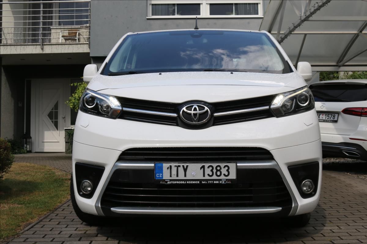 Toyota Proace Verso, 2,0 ČR1.maj.8 míst, DPH,Tažné - fotka 2