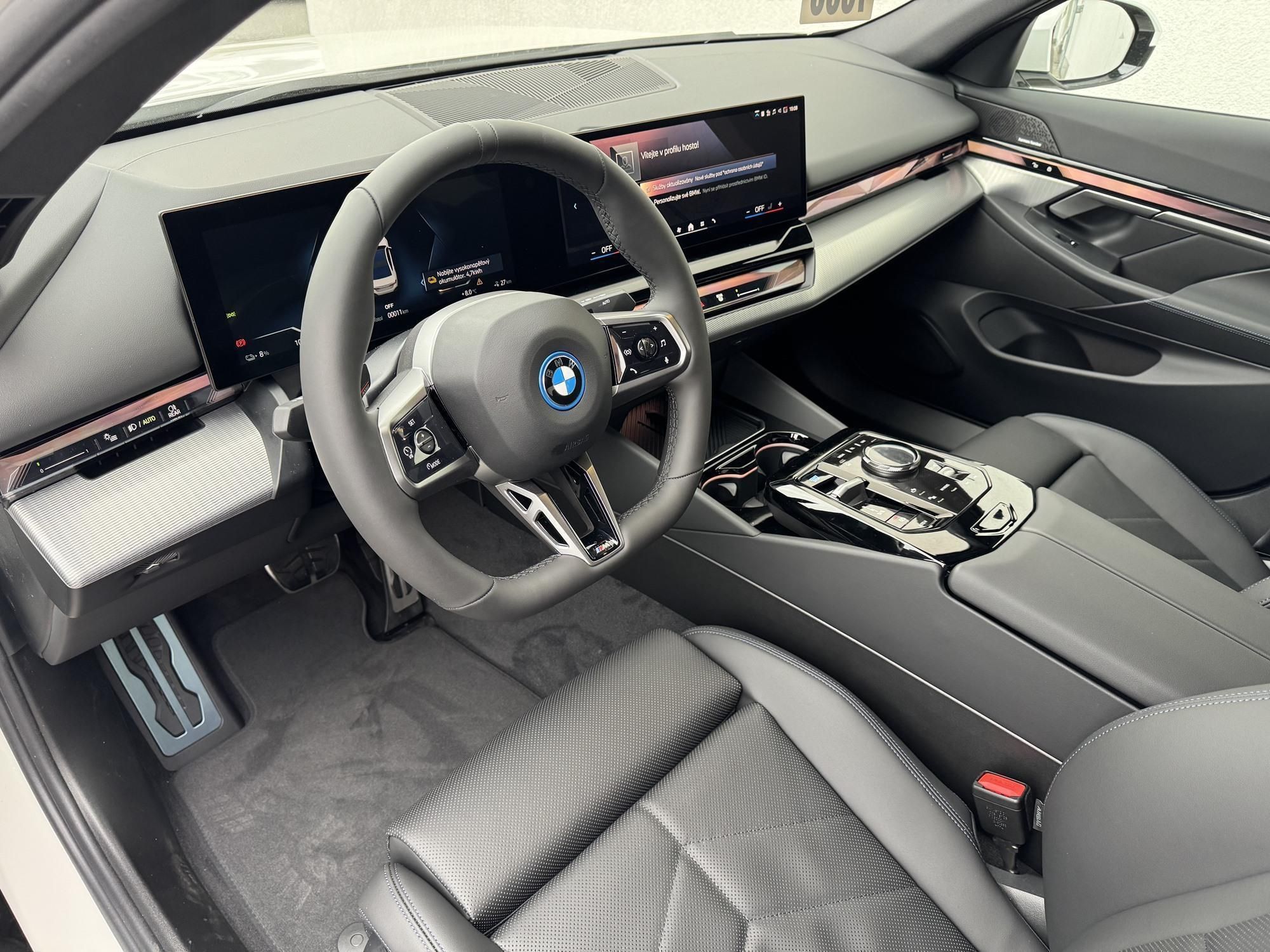BMW i5, eDrive40 Sedan - fotka 6